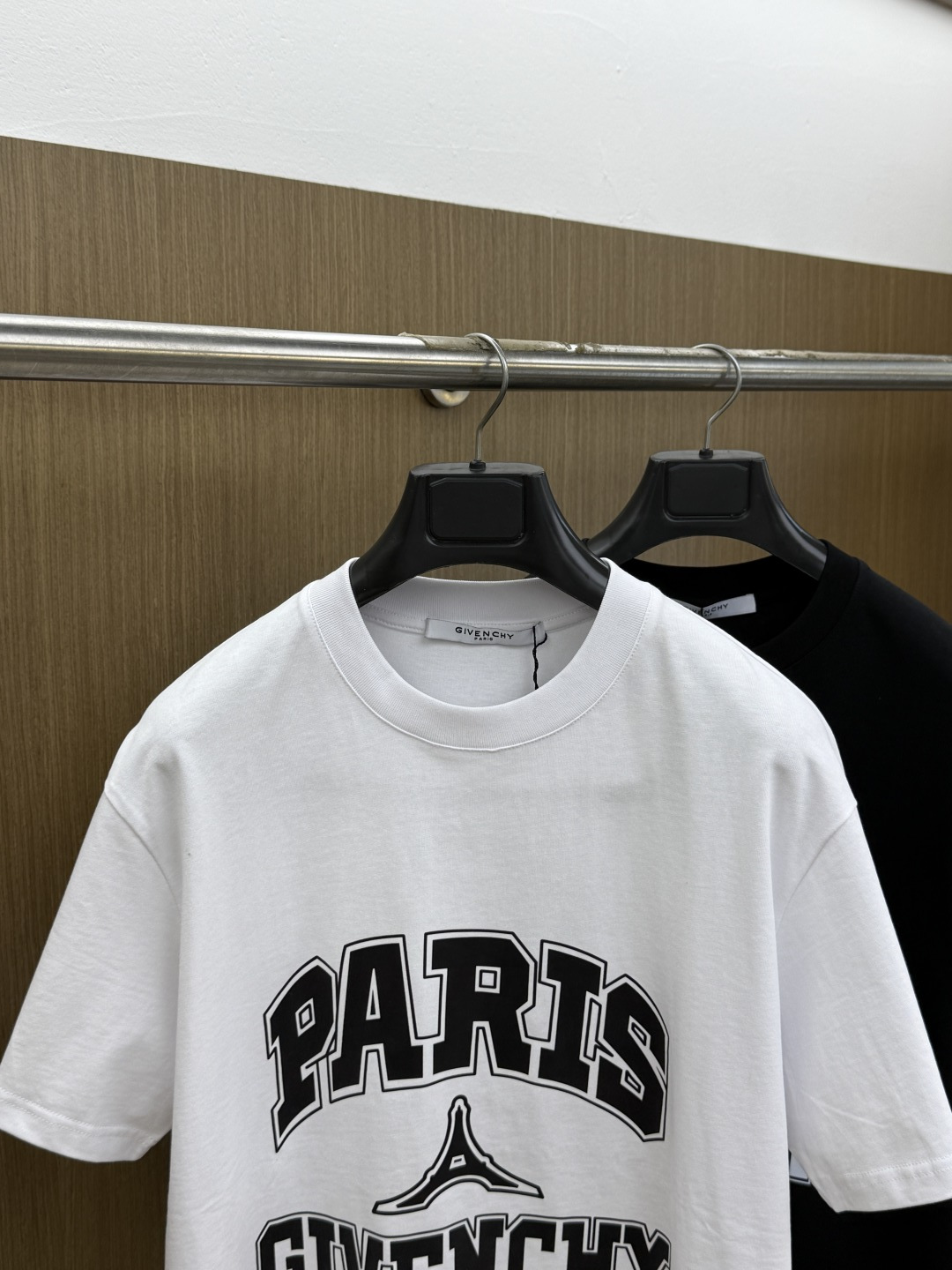 新品 GVC 🔥🔥春夏新款男女同款👫短袖圆领T恤，极具个性高级风，标志logo印花工艺设计！定制纯棉面料