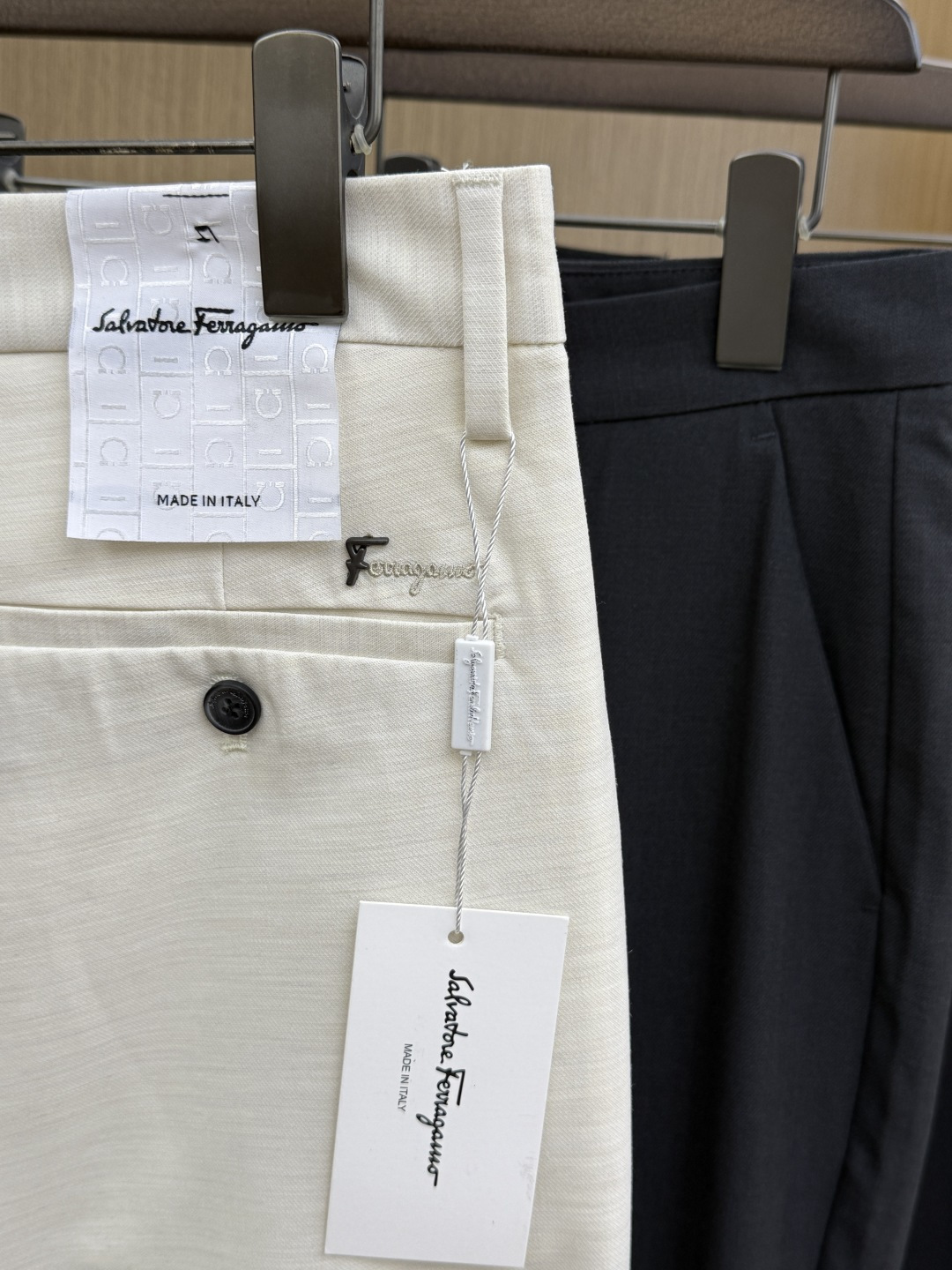 早春 FG 🔥🔥高端定制、2026早春最新款休闲西裤 柜台同步发售 原版定制复刻 客供五金辅料 原单品质