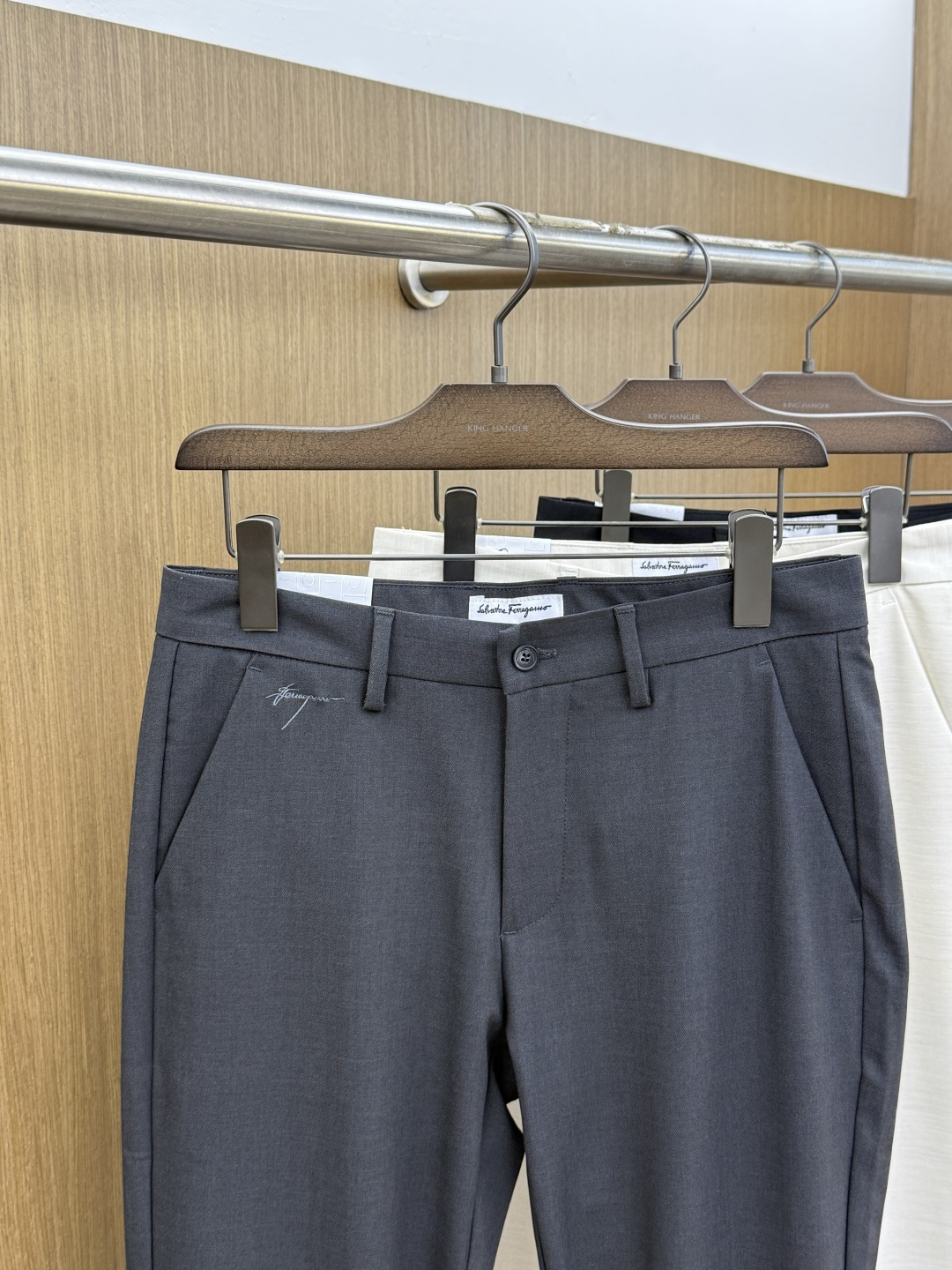 早春 FG 🔥🔥高端定制、2026早春最新款休闲西裤 柜台同步发售 原版定制复刻 客供五金辅料 原单品质