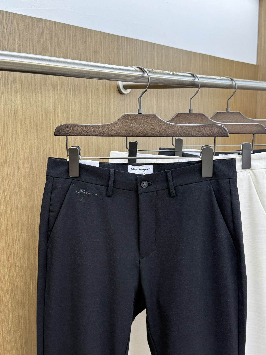 早春 FG 🔥🔥高端定制、2026早春最新款休闲西裤 柜台同步发售 原版定制复刻 客供五金辅料 原单品质