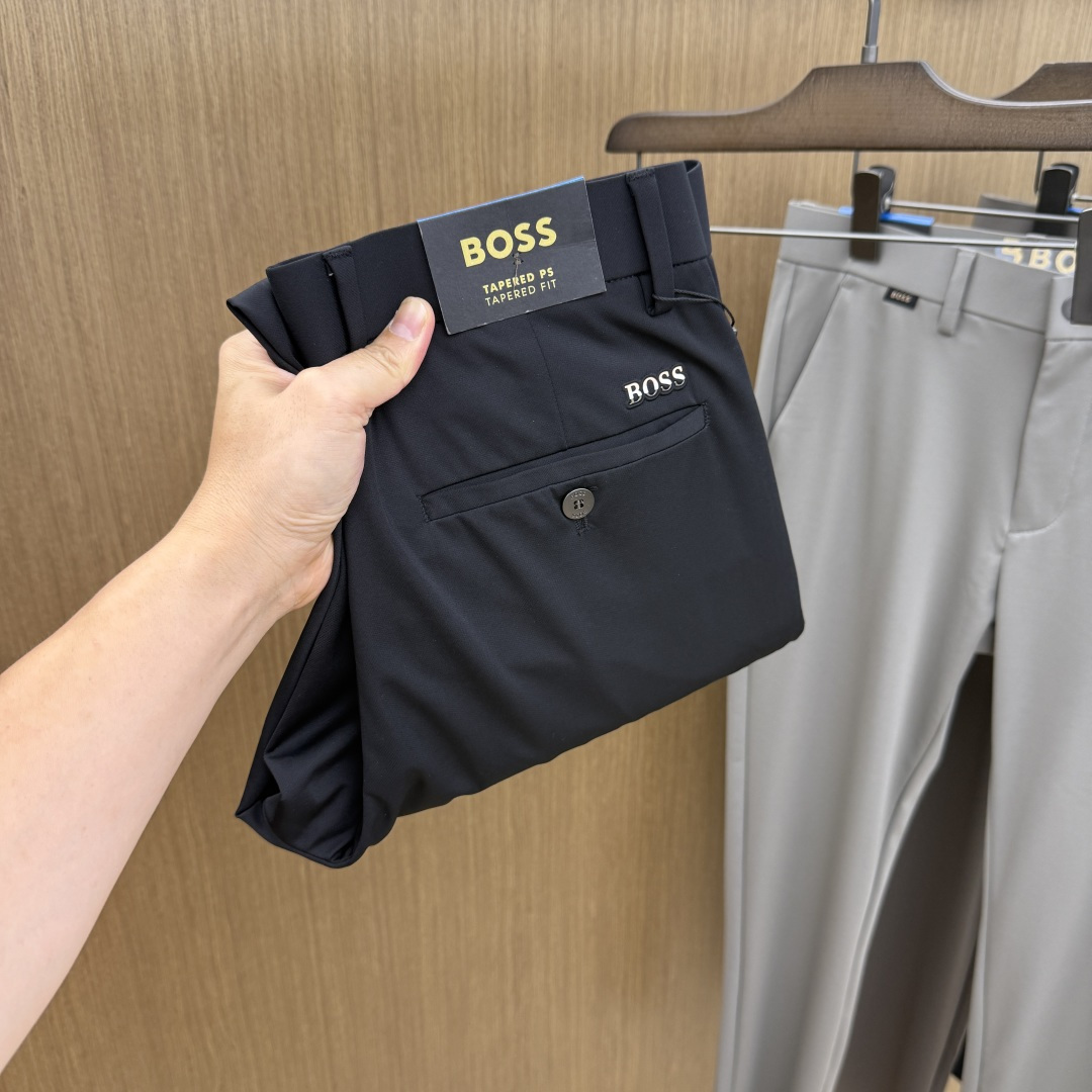 早春 BOSS🔥🔥高端定制、2026早春最新款休闲西裤 柜台同步发售 原版定制复刻 客供五金辅料 原单品