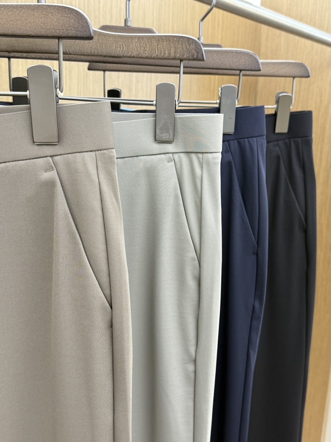 早春 BOSS 🔥🔥高端定制、2026早春最新款休闲西裤 柜台同步发售 原版定制复刻 客供五金辅料 原单