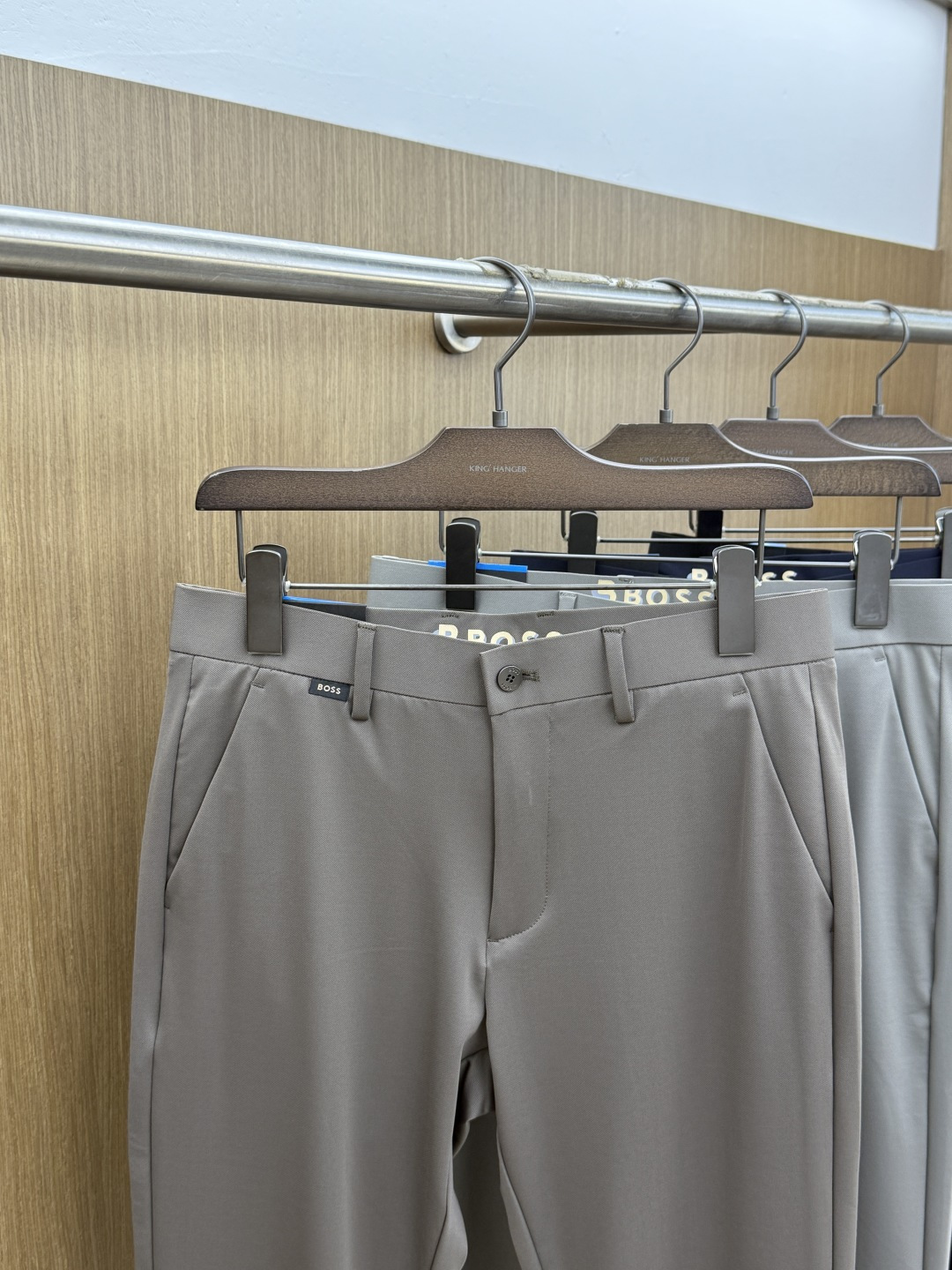 早春 BOSS 🔥🔥高端定制、2026早春最新款休闲西裤 柜台同步发售 原版定制复刻 客供五金辅料 原单