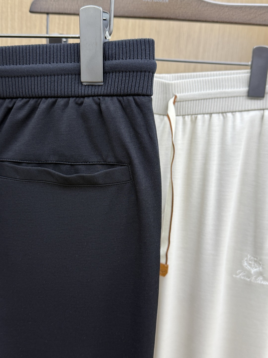 早春 Loro piana 🔥🔥高端定制 26FW春夏新款休闲裤👖 原版进口面料柔软透气挺阔有型 定制五