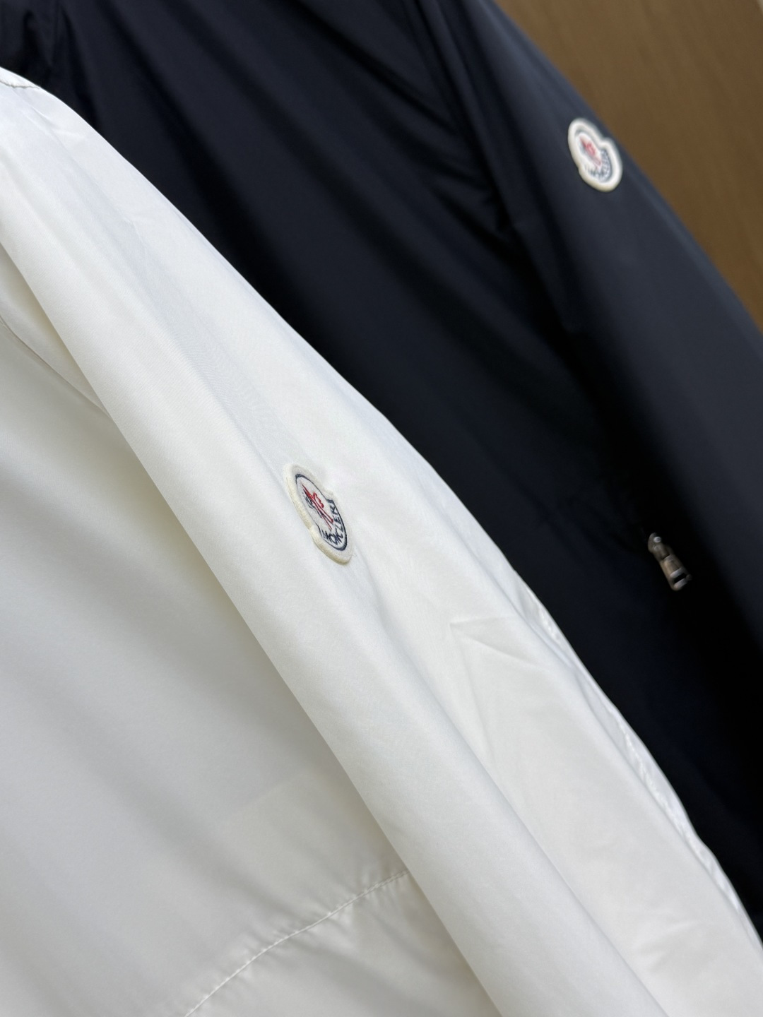 早春 Moncler 春款2026最新款时尚设计师款羽绒外套.处处细节显工艺足够的高级 结构性剪裁的设计