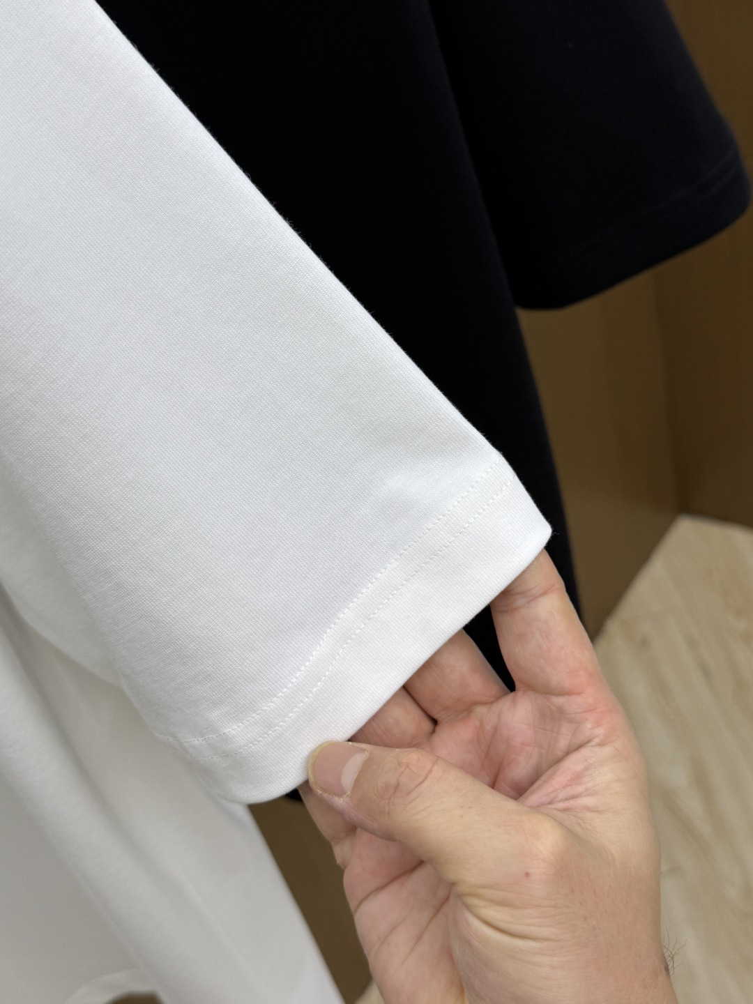 早春 CD 🔥🔥高品质 2026春夏最新款经典短袖T恤 经典标识图案logo时尚简约潮流短袖，最顶级的品