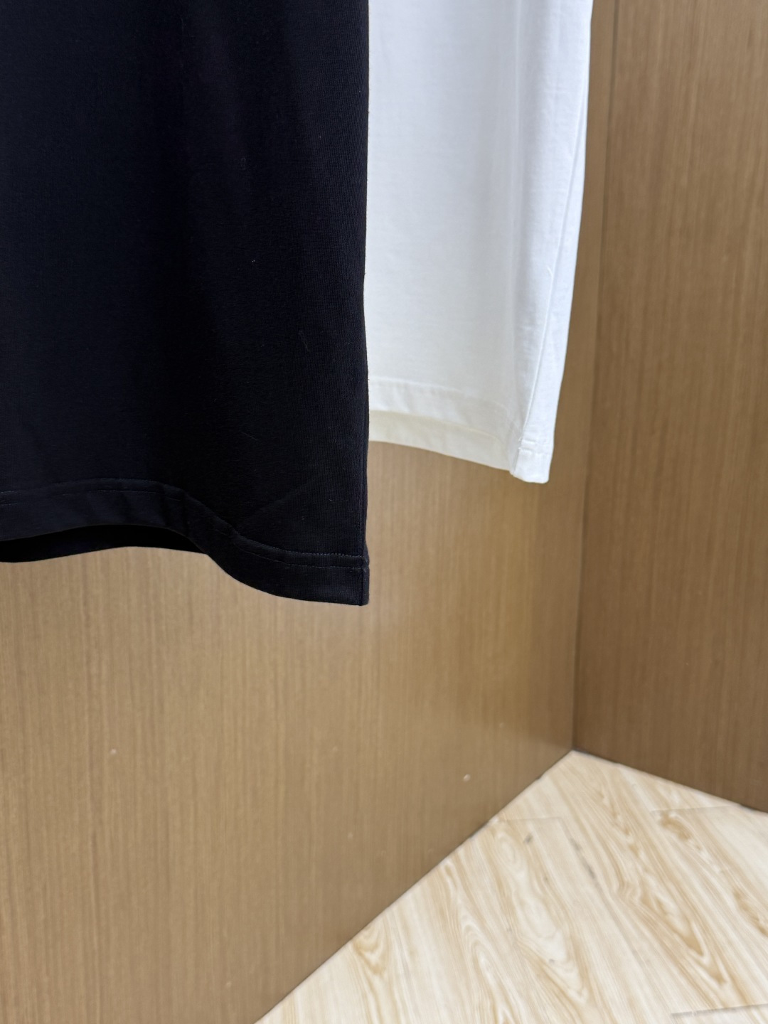 早春 CD 🔥🔥高品质 2026春夏最新款经典短袖T恤 经典标识图案logo时尚简约潮流短袖，最顶级的品