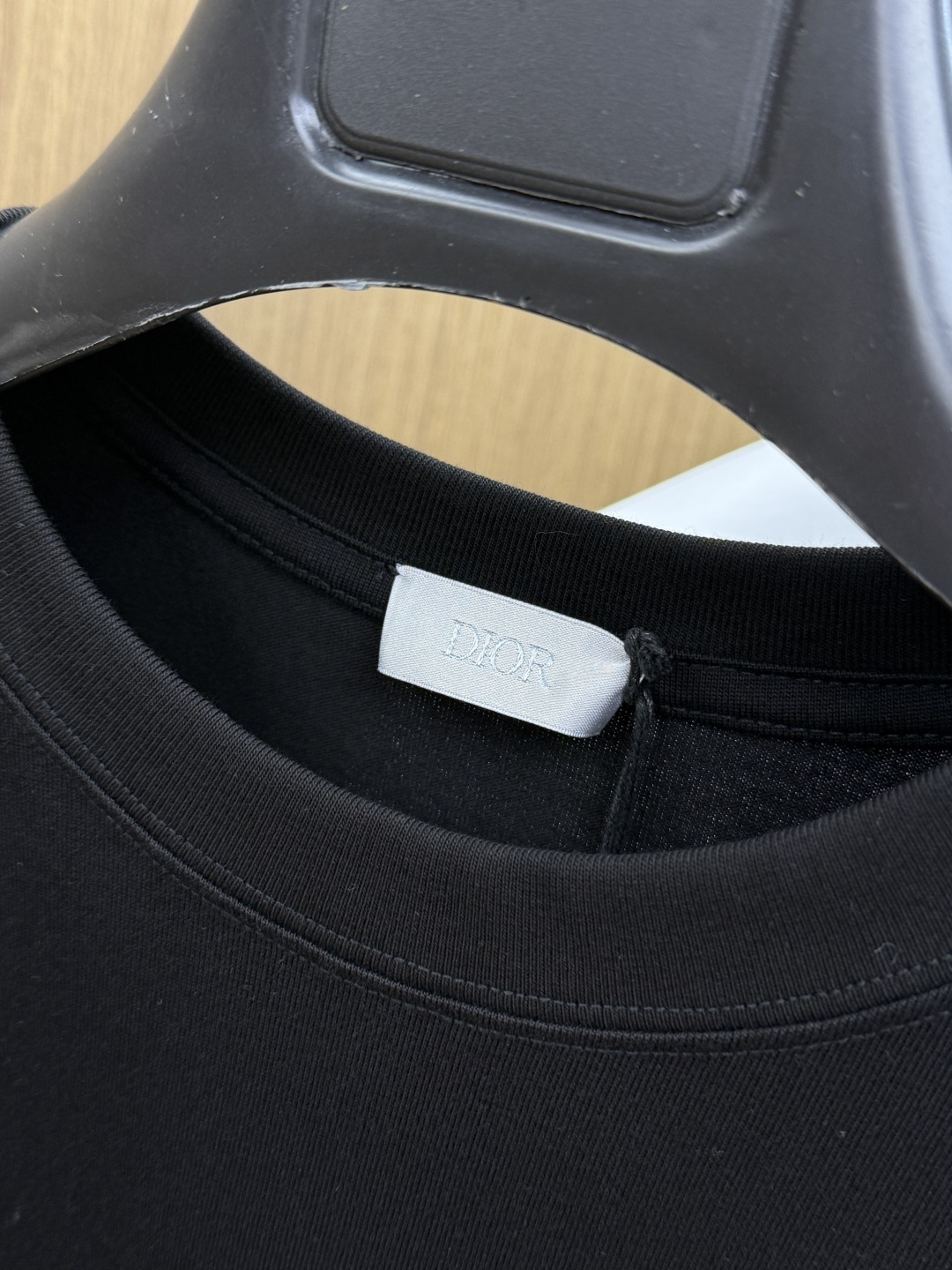 早春 CD 🔥🔥高品质 2026春夏最新款经典短袖T恤 经典标识图案logo时尚简约潮流短袖，最顶级的品