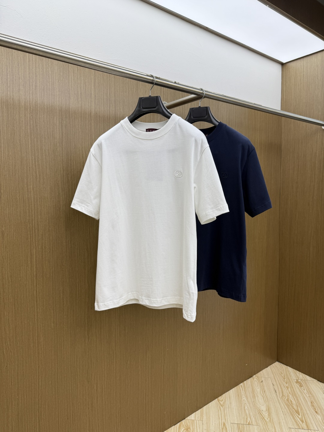 早春 Gucc 🔥🔥高品质 2026春夏最新款经典短袖T恤 经典标识图案logo时尚简约潮流短袖，最顶级