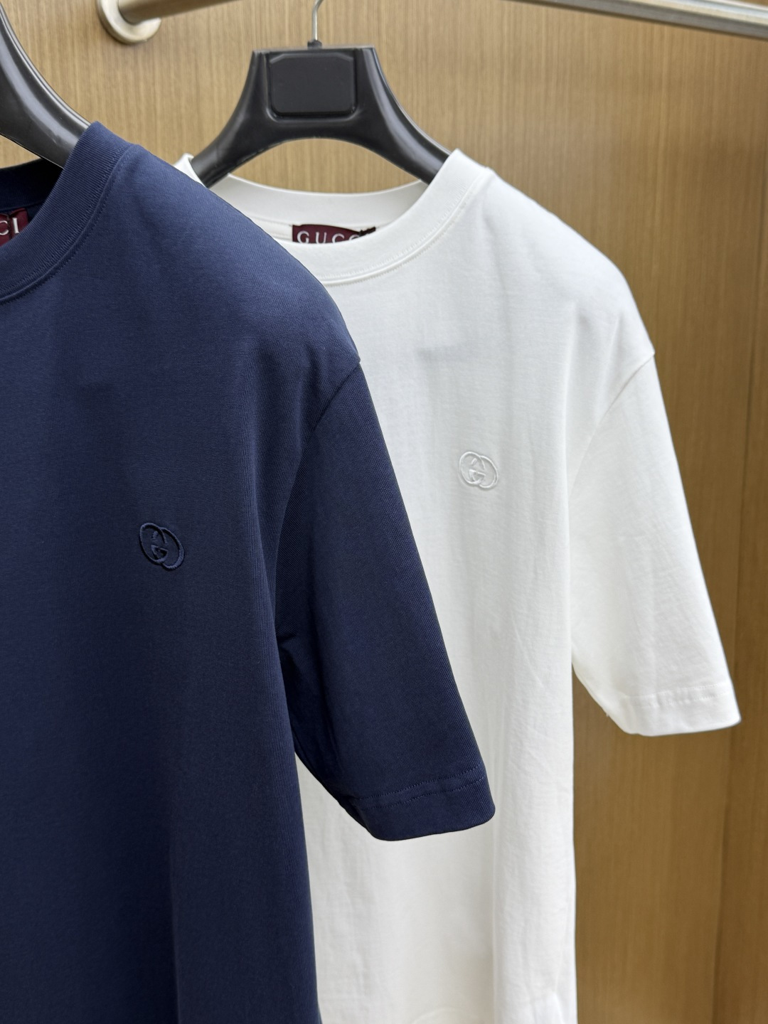 早春 Gucc 🔥🔥高品质 2026春夏最新款经典短袖T恤 经典标识图案logo时尚简约潮流短袖，最顶级