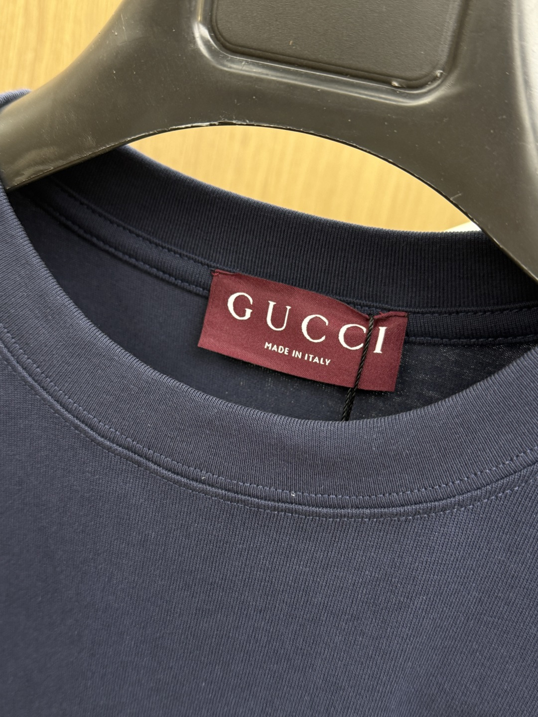 早春 Gucc 🔥🔥高品质 2026春夏最新款经典短袖T恤 经典标识图案logo时尚简约潮流短袖，最顶级