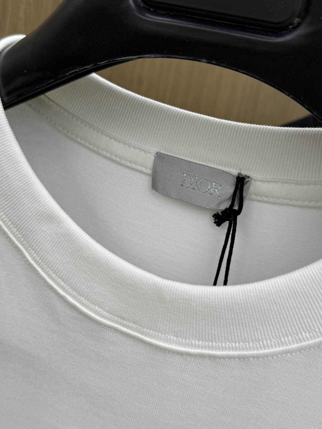 早春 CD 🔥🔥高品质 2026春夏最新款经典短袖T恤 经典标识图案logo时尚简约潮流短袖，最顶级的品