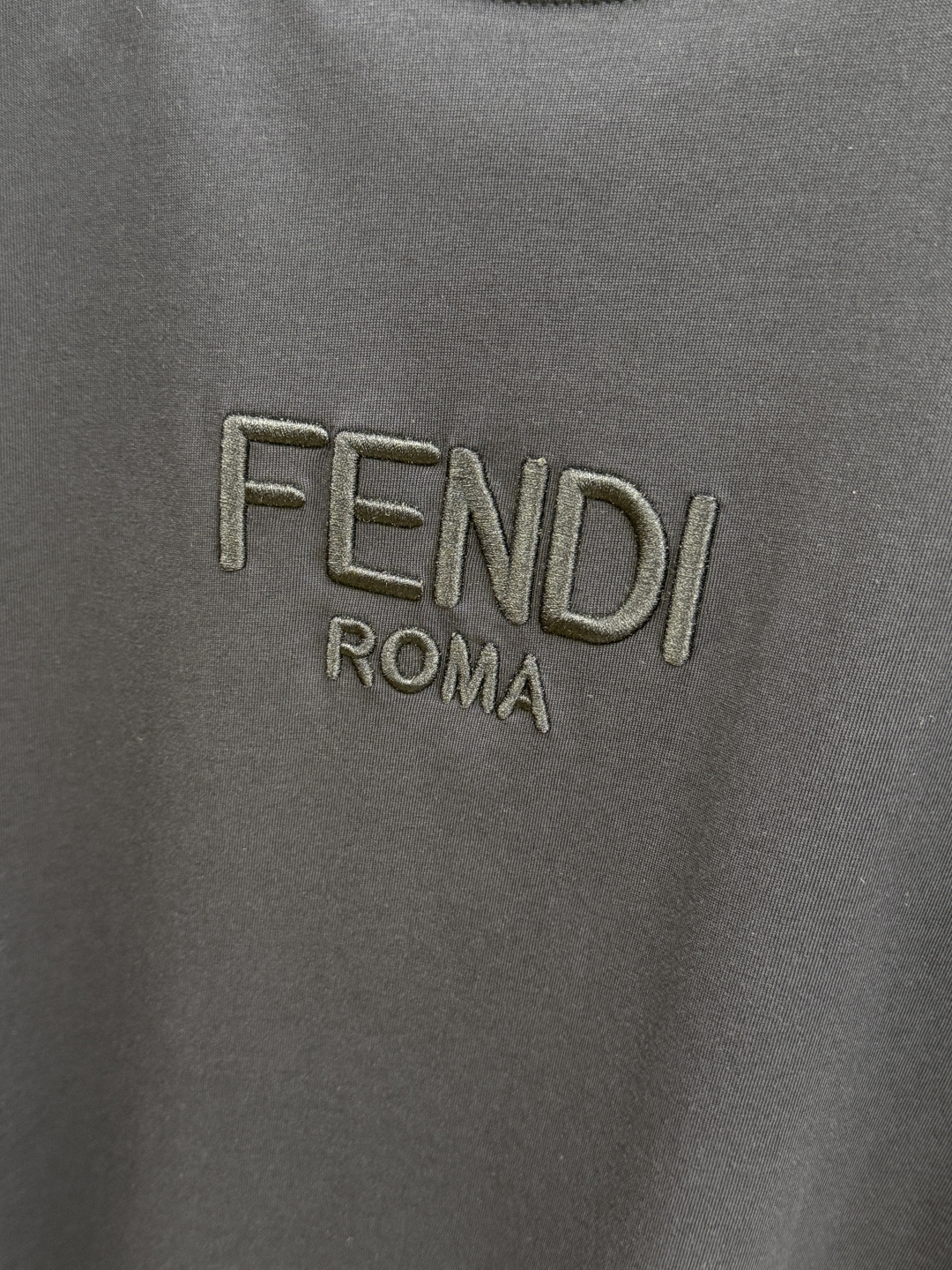 早春 FD 🔥🔥高品质 2026春夏最新款经典短袖T恤 经典标识图案logo时尚简约潮流短袖，最顶级的品