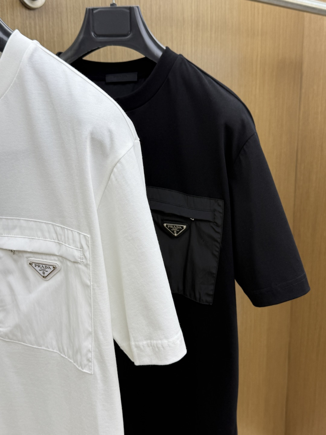 早春 PD 🔥🔥高品质 2026春夏最新款经典短袖T恤 经典标识图案logo时尚简约潮流短袖，最顶级的品