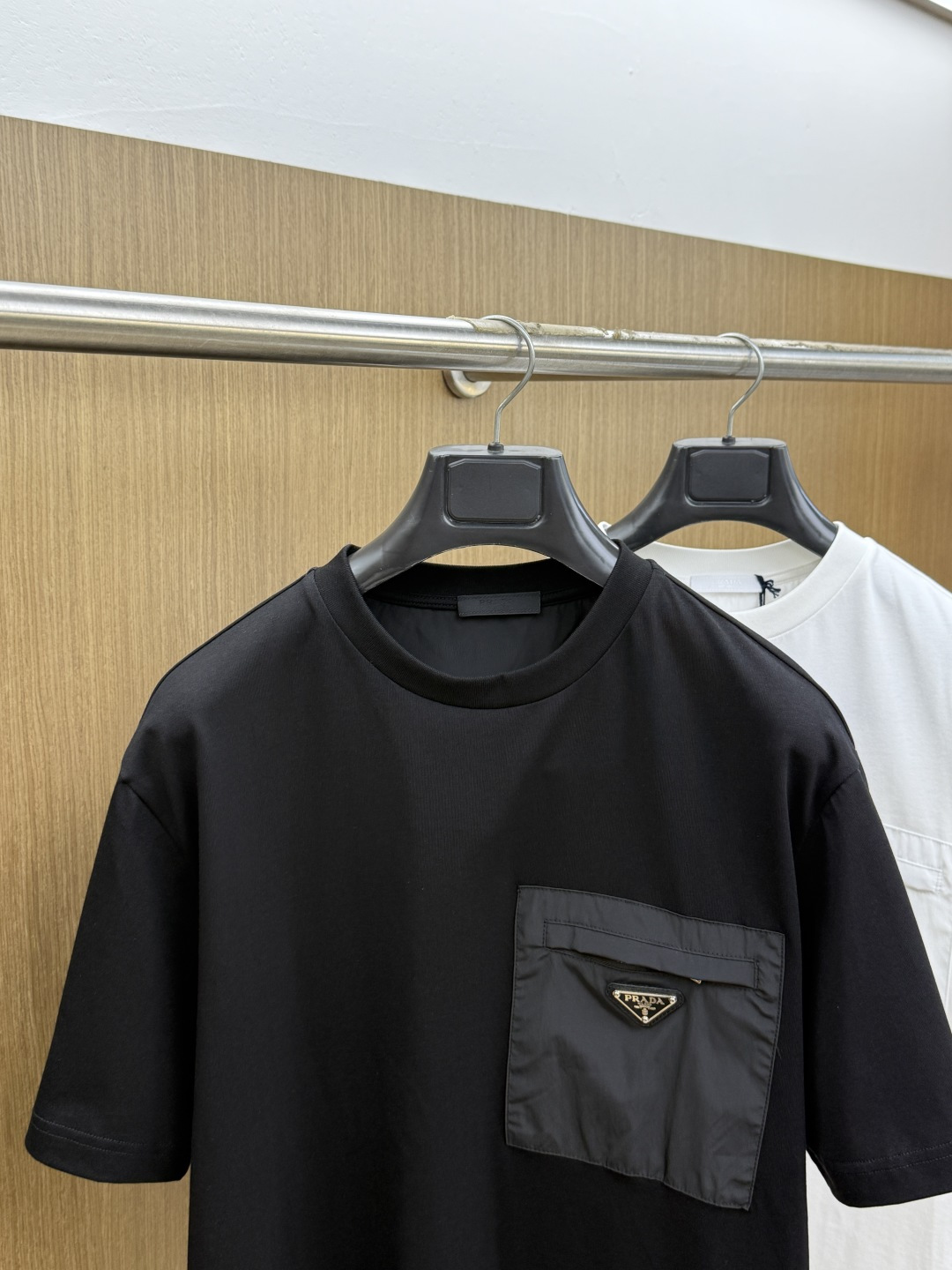 早春 PD 🔥🔥高品质 2026春夏最新款经典短袖T恤 经典标识图案logo时尚简约潮流短袖，最顶级的品