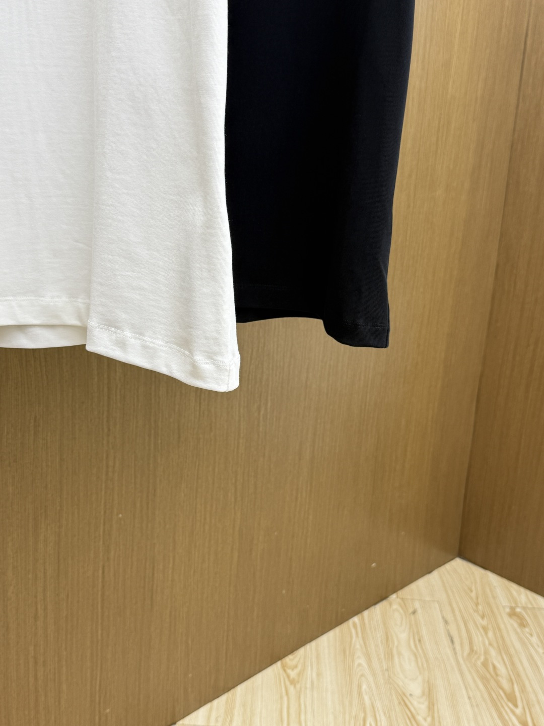 早春 CELINE 🔥🔥高品质 2026春夏最新款经典短袖T恤 经典标识图案logo时尚简约潮流短袖，最