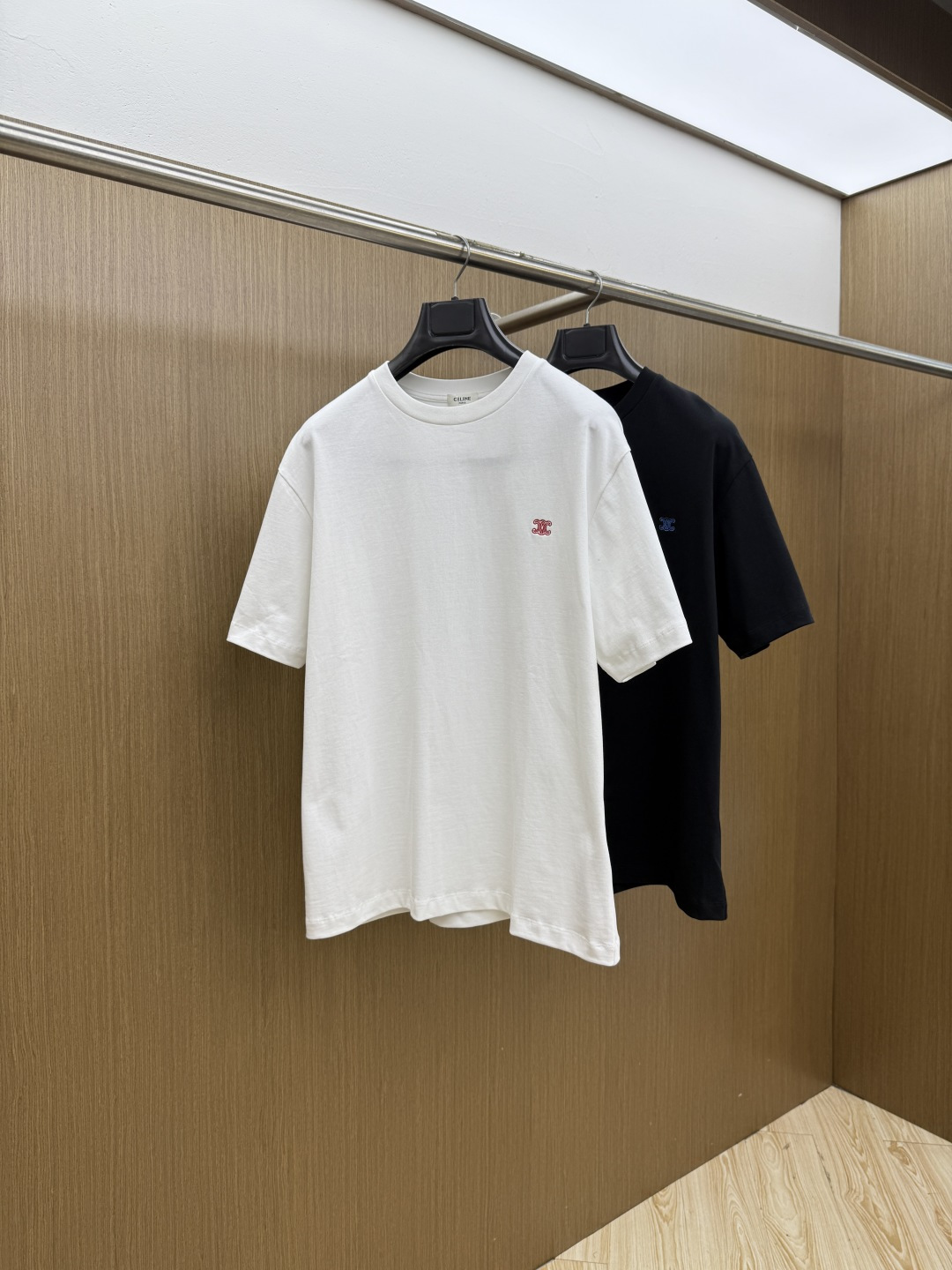 早春 CELINE 🔥🔥高品质 2026春夏最新款经典短袖T恤 经典标识图案logo时尚简约潮流短袖，最