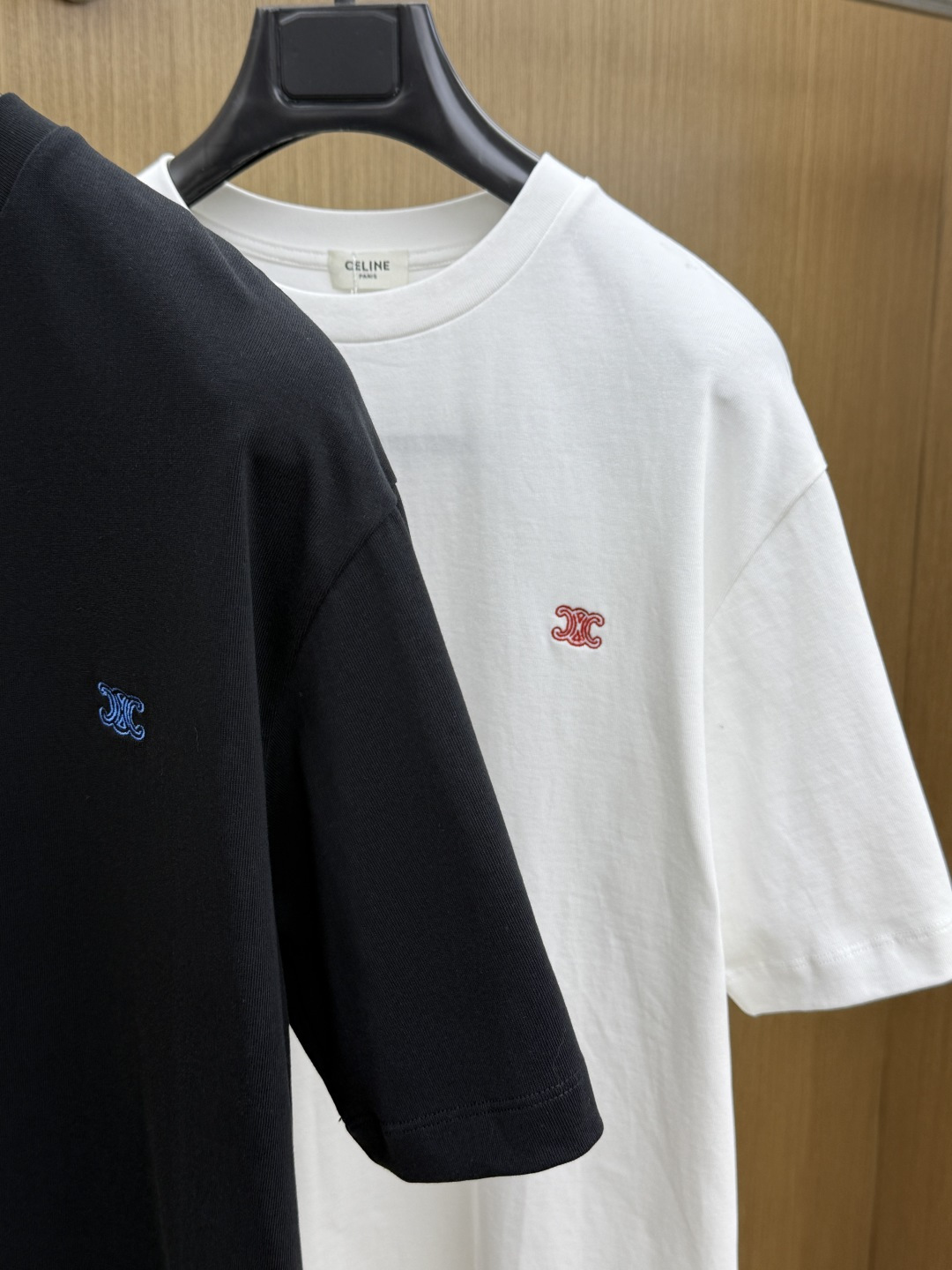 早春 CELINE 🔥🔥高品质 2026春夏最新款经典短袖T恤 经典标识图案logo时尚简约潮流短袖，最