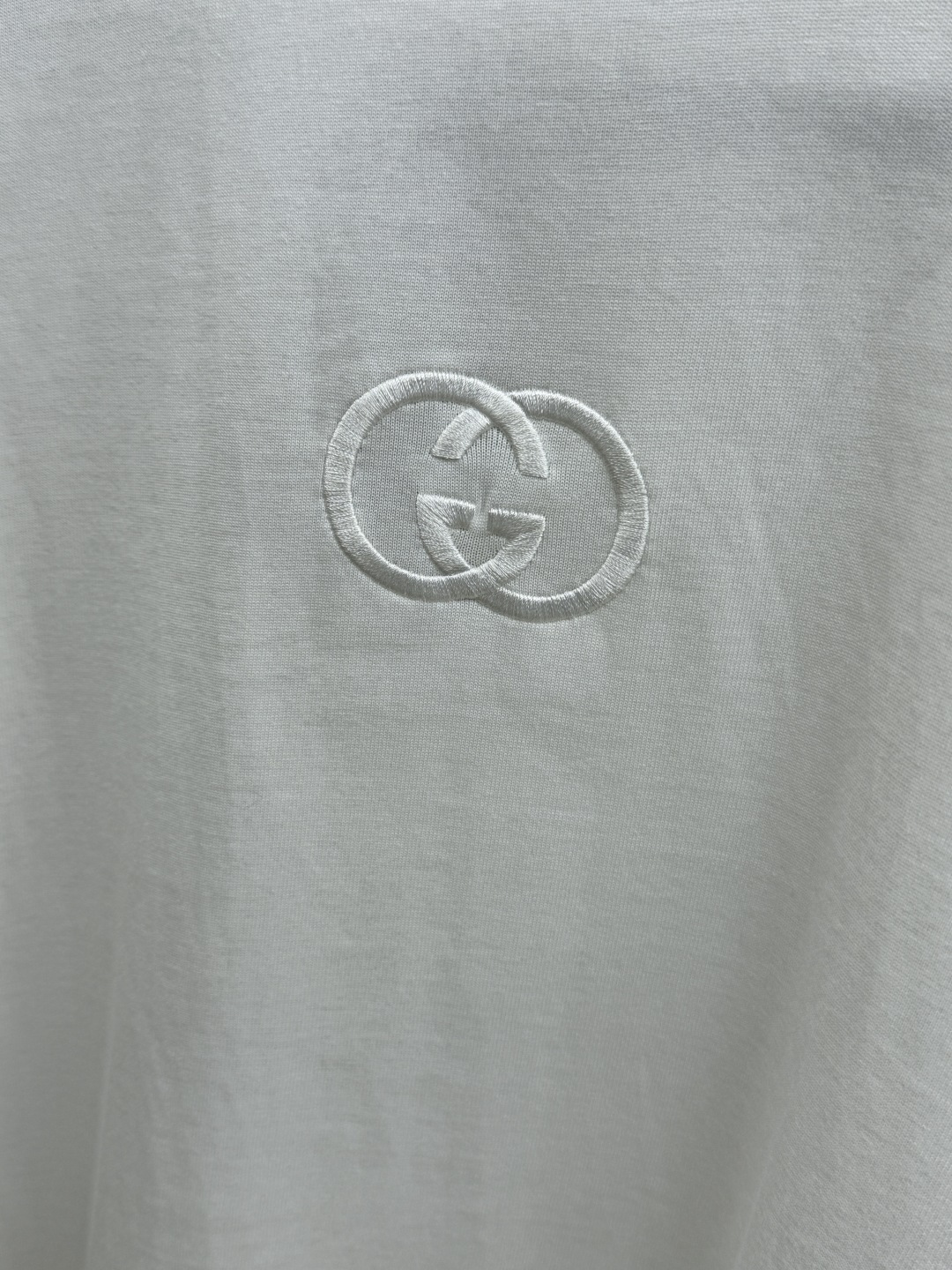 早春 Gucc🔥🔥高品质 2026春夏最新款经典短袖T恤 经典标识图案logo时尚简约潮流短袖，最顶级的