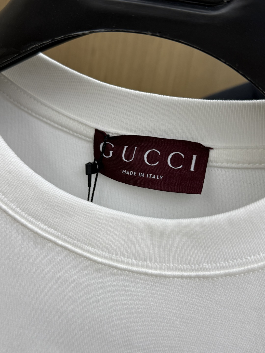 早春 Gucc🔥🔥高品质 2026春夏最新款经典短袖T恤 经典标识图案logo时尚简约潮流短袖，最顶级的