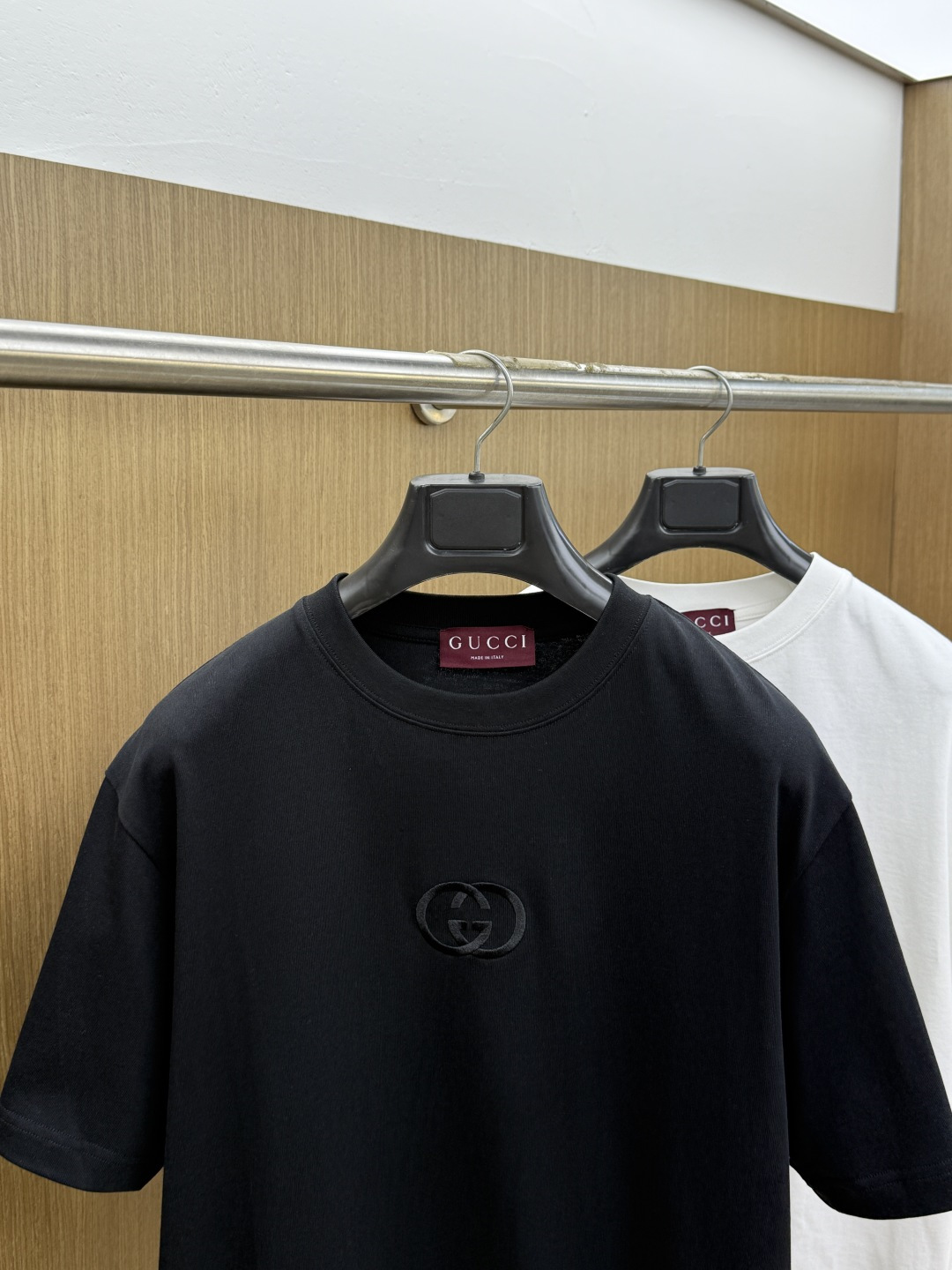 早春 Gucc 🔥🔥高品质 2026春夏最新款经典短袖T恤 经典标识图案logo时尚简约潮流短袖，最顶级