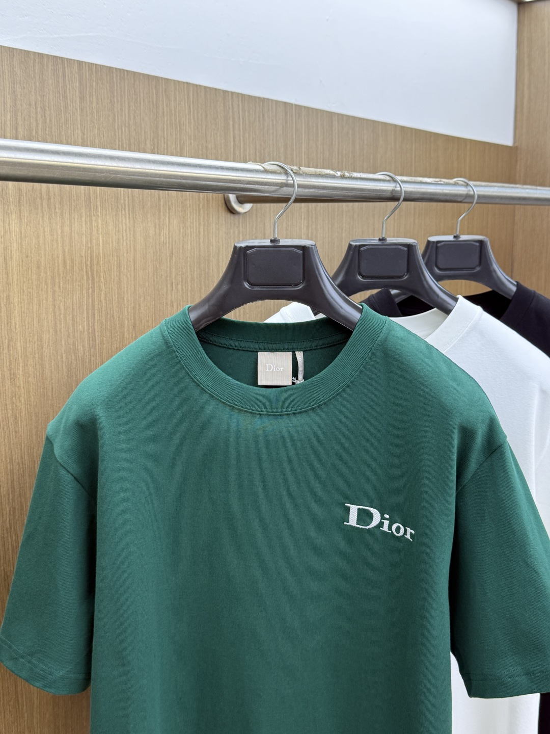 早春 CD 🔥🔥高品质 2026春夏最新款经典短袖T恤 经典标识图案logo时尚简约潮流短袖，最顶级的品