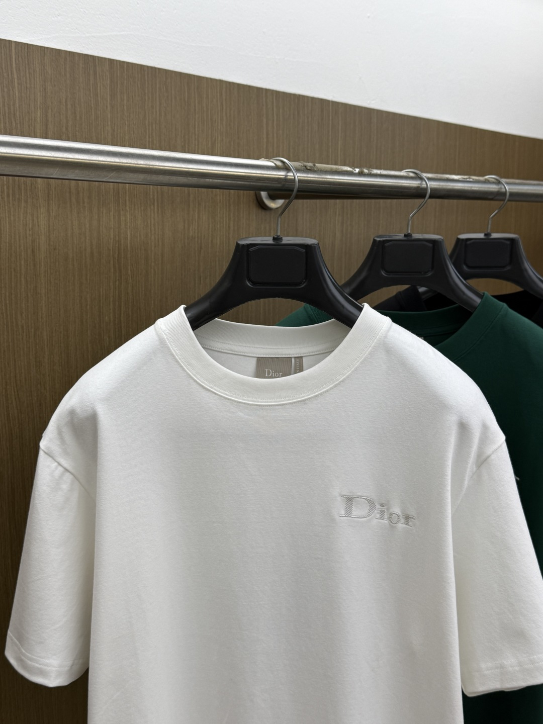 早春 CD 🔥🔥高品质 2026春夏最新款经典短袖T恤 经典标识图案logo时尚简约潮流短袖，最顶级的品