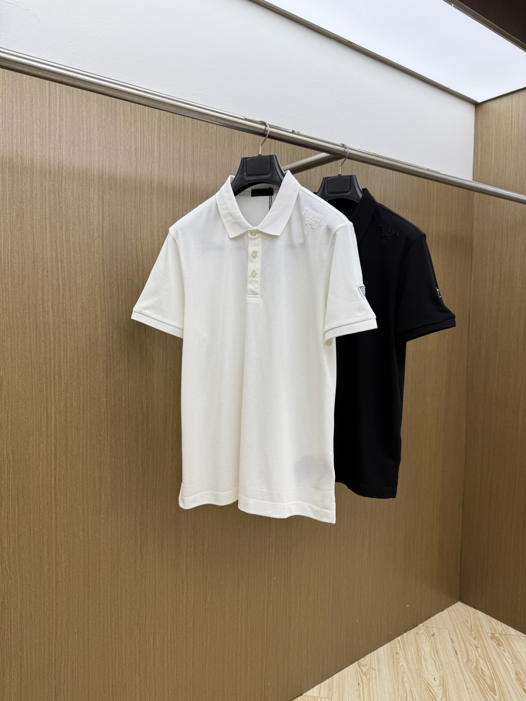早春 PD 🔥🔥高级定制 26ss春夏新款翻领POLO短袖T恤 原版定制 面料选用进口珠地棉 轻薄透气 