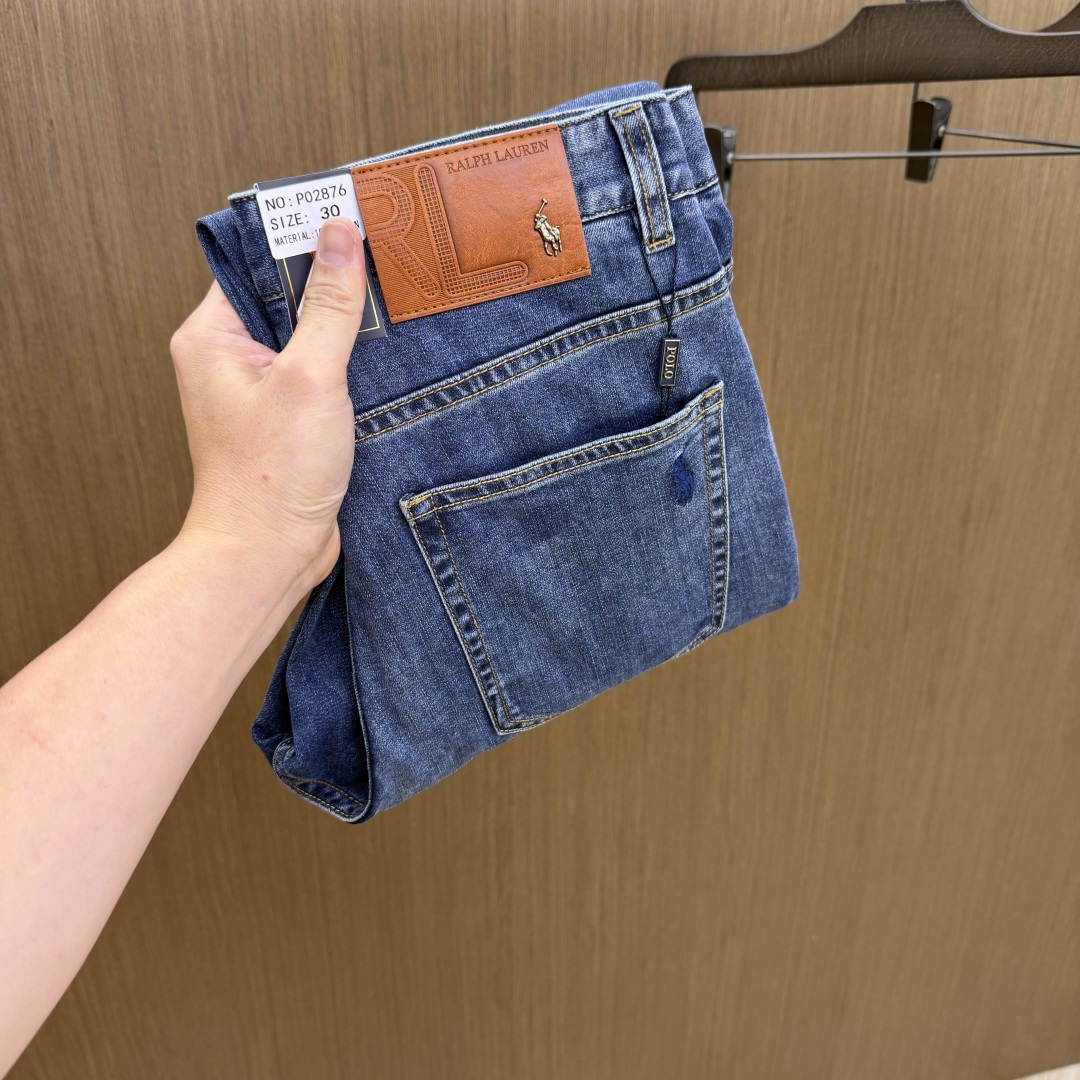 NO:756754,Early spring polo high-end customization 26 early spring new thin jeans are available at the counter simultaneously. Original customized replicas. Customer-supplied hardware accessories. Original quality. Imported solid color denim fabric. Heavy washing. Fine workmanship. Excellent upper body!  Preferred item, complete with three standards, code size 30-38, no 37 Fax,,jeans,19860909早春款 polo 高端定制 26早春新款薄款牛仔裤 柜台同步发售 原版定制复刻 客供五金辅料 原单品质 进口固色牛仔面料 重工洗水 做工走线精细 上身绝佳！优选单品 三标齐全 码数30-38无37  Fax,,jeans,,Men's clothing