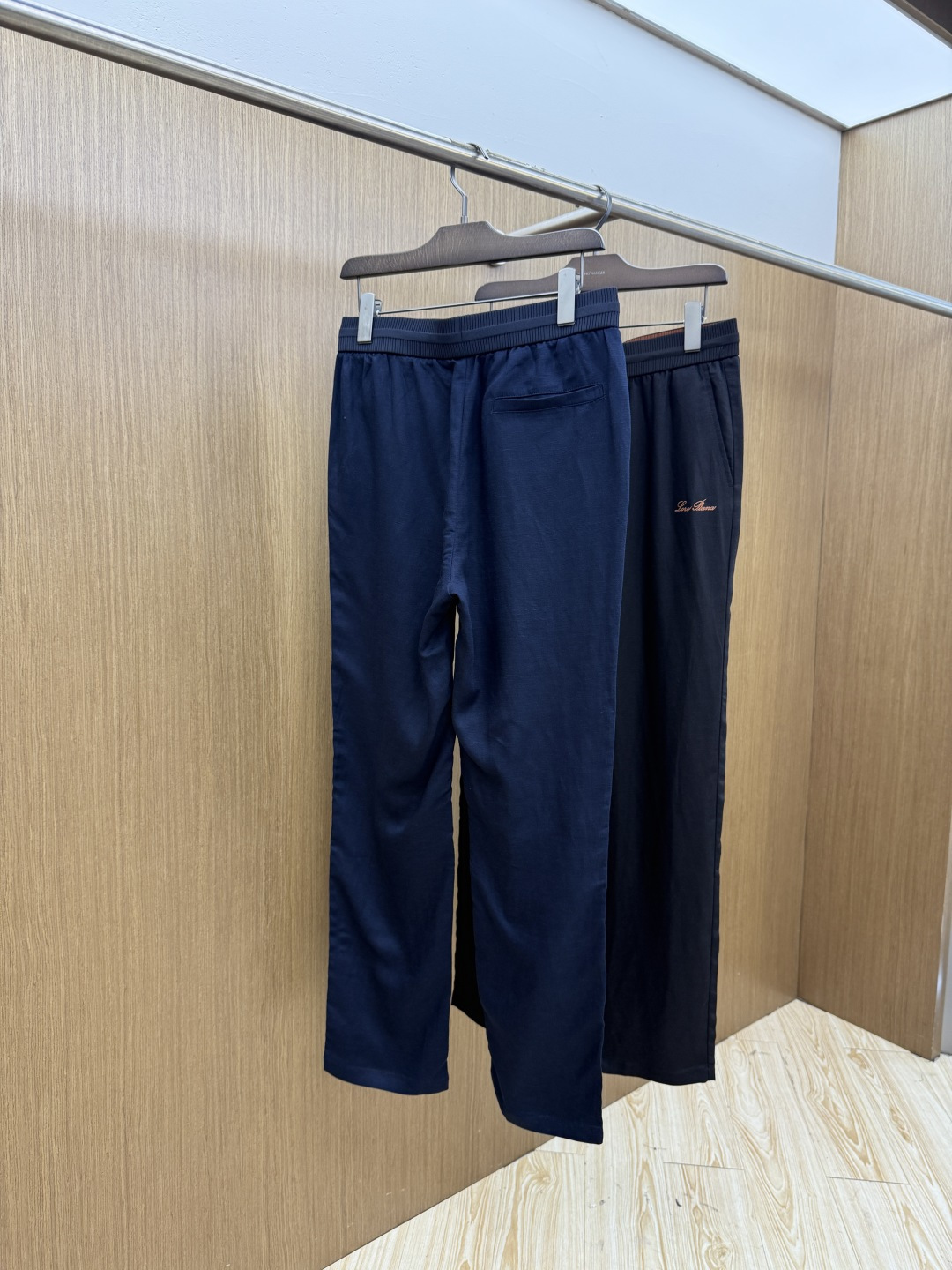 早春 loro Piana 🔥🔥高端定制 26FW春夏新款休闲裤👖原版进口面料柔软透气挺阔有型 定制五金
