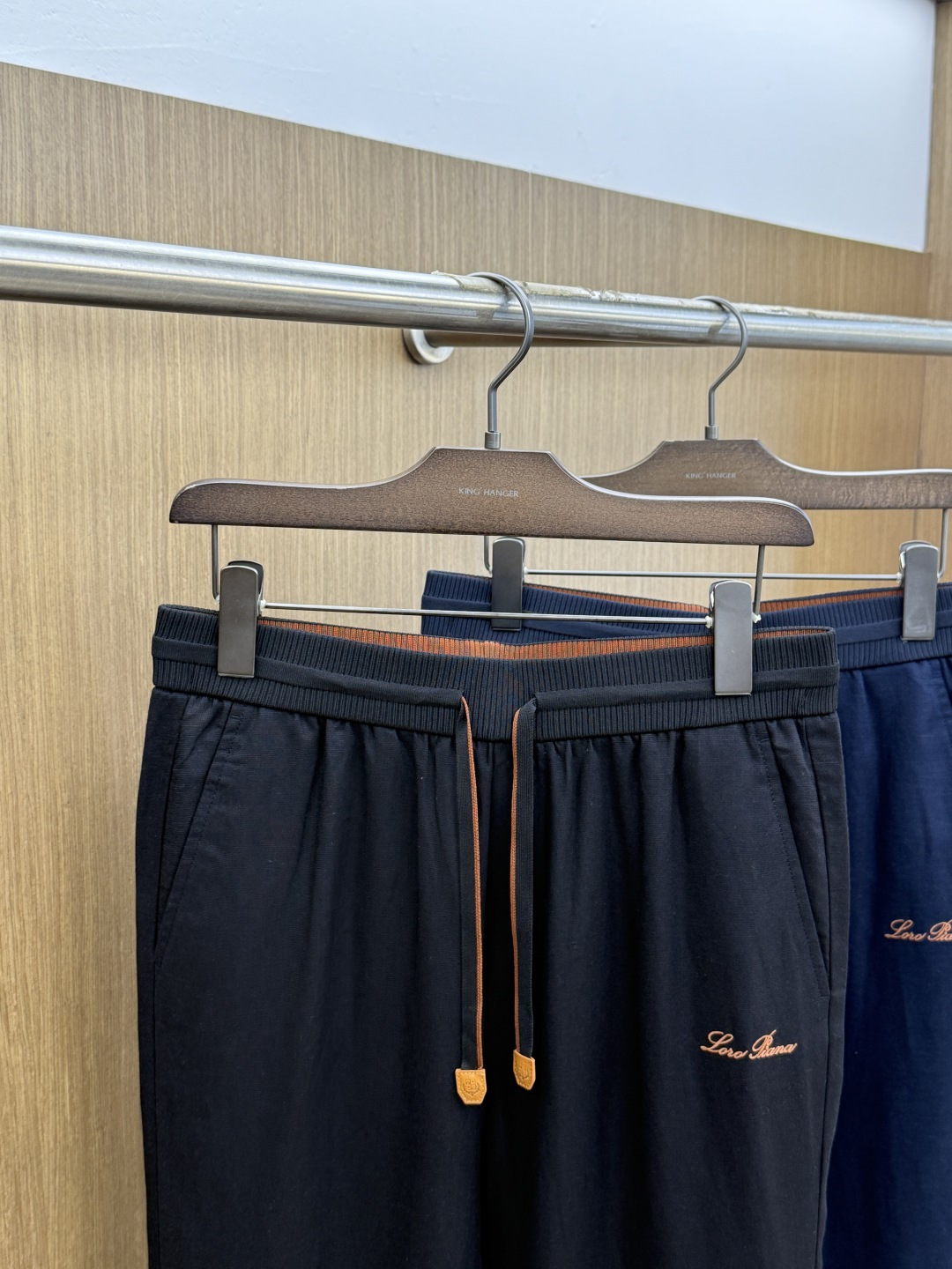 早春 loro Piana 🔥🔥高端定制 26FW春夏新款休闲裤👖原版进口面料柔软透气挺阔有型 定制五金