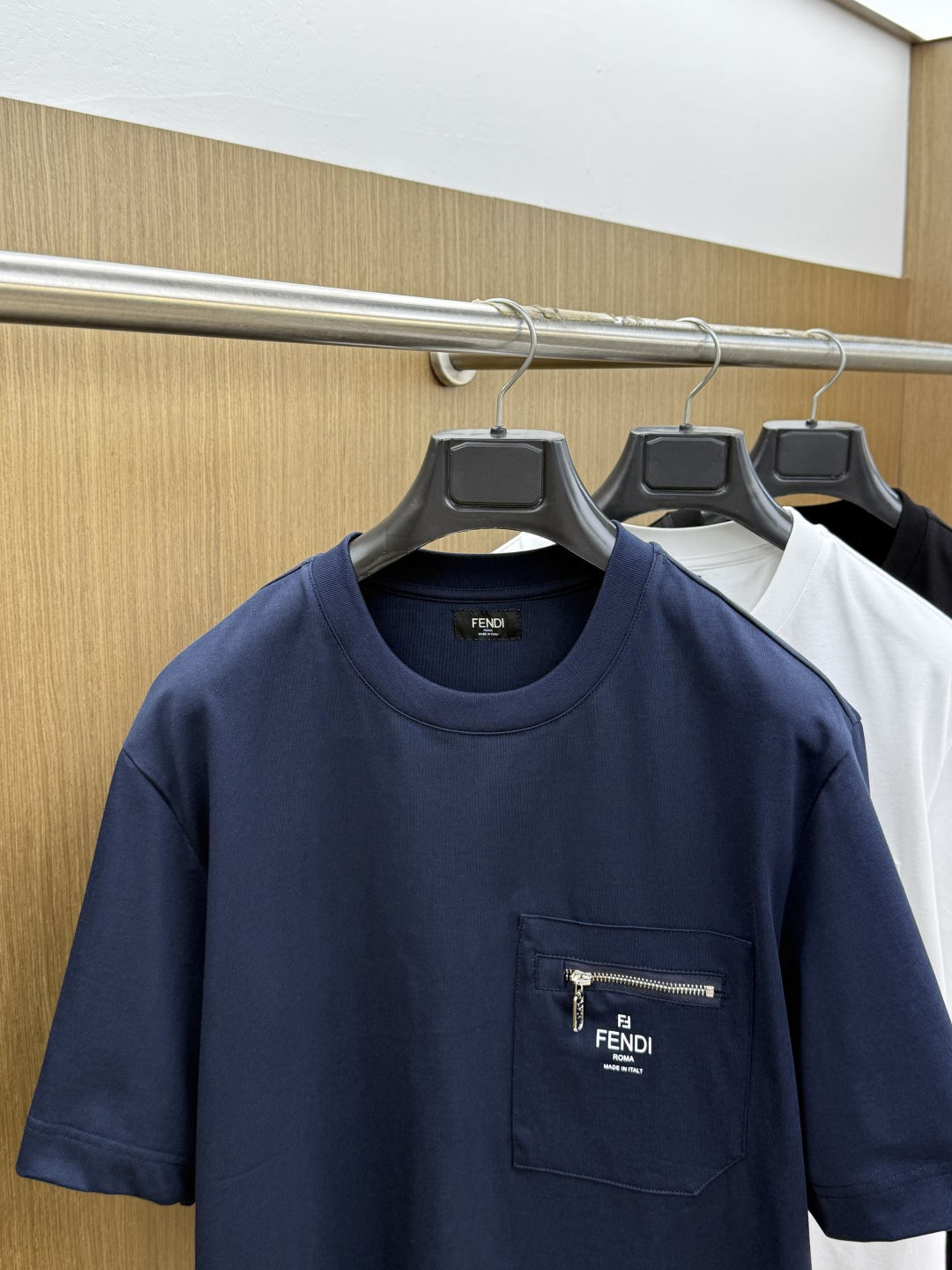 早春 FD 🔥🔥高品质 2026春夏最新款经典短袖T恤 经典标识图案logo时尚简约潮流短袖，最顶级的品