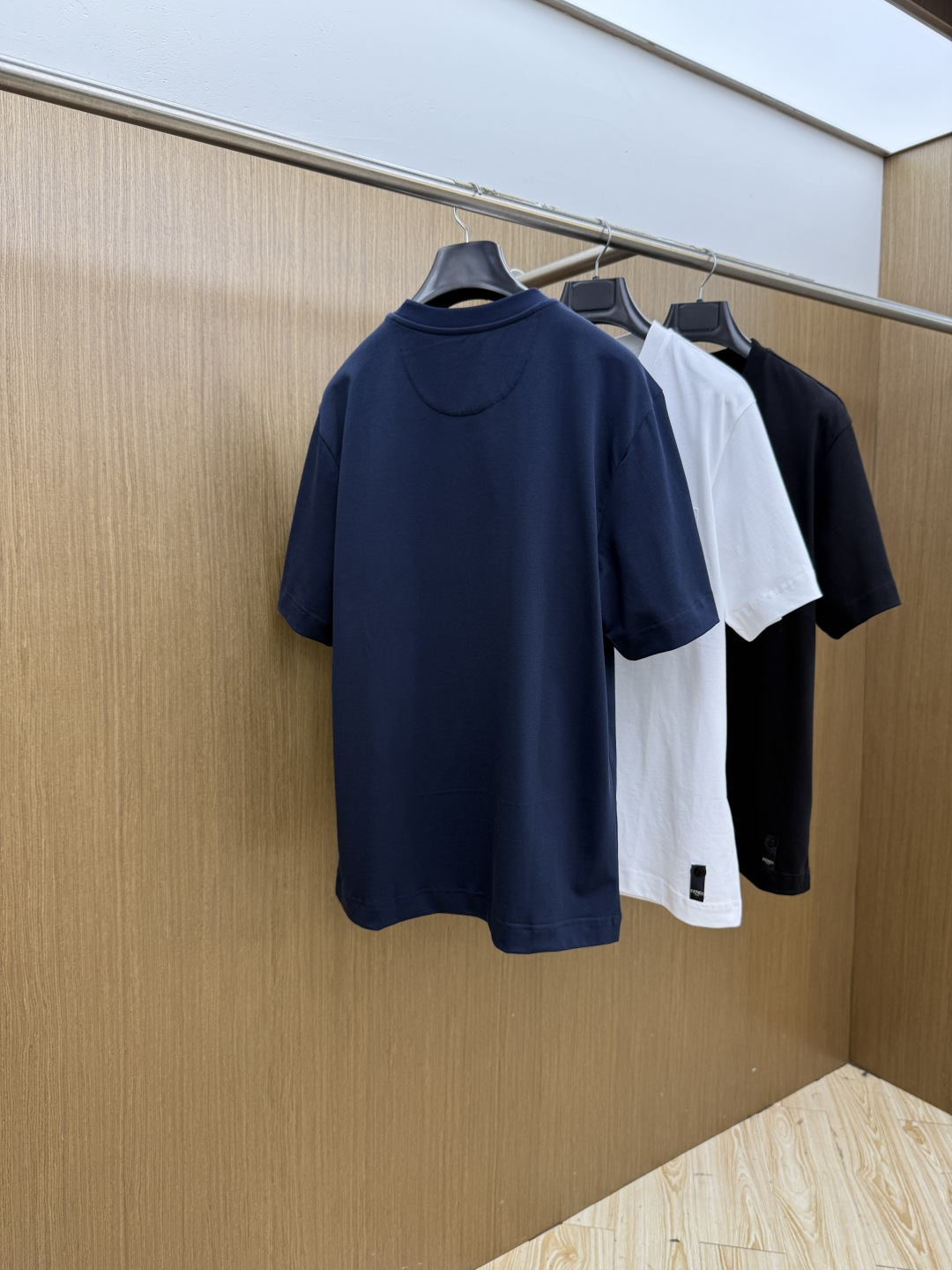 早春 FD 🔥🔥高品质 2026春夏最新款经典短袖T恤 经典标识图案logo时尚简约潮流短袖，最顶级的品