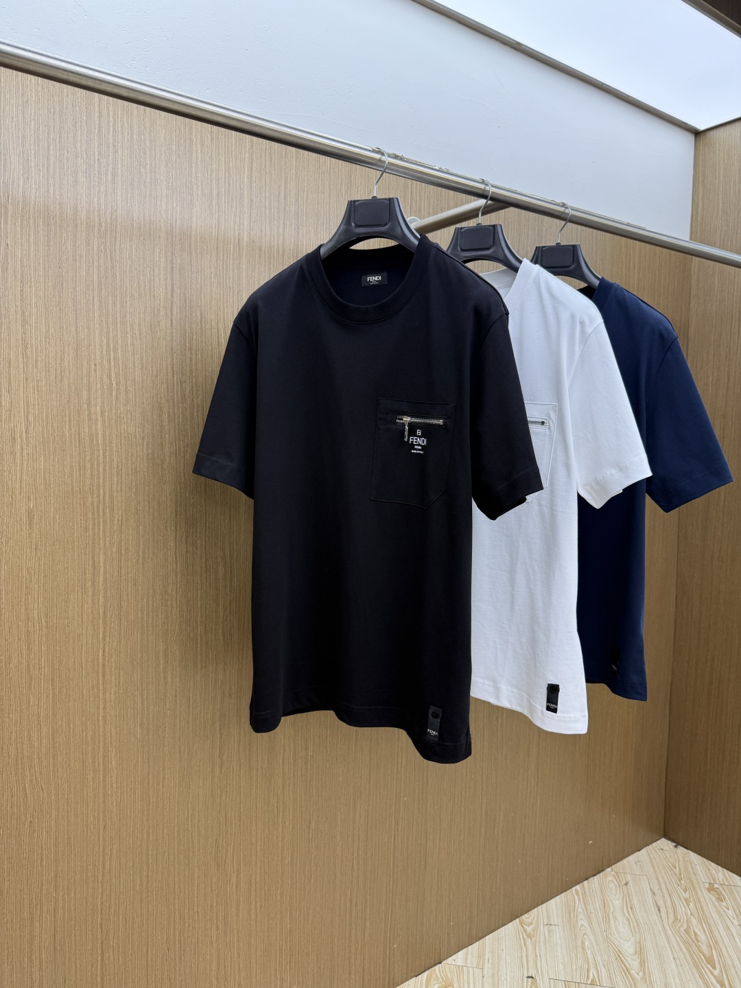 早春 FD 🔥🔥高品质 2026春夏最新款经典短袖T恤 经典标识图案logo时尚简约潮流短袖，最顶级的品