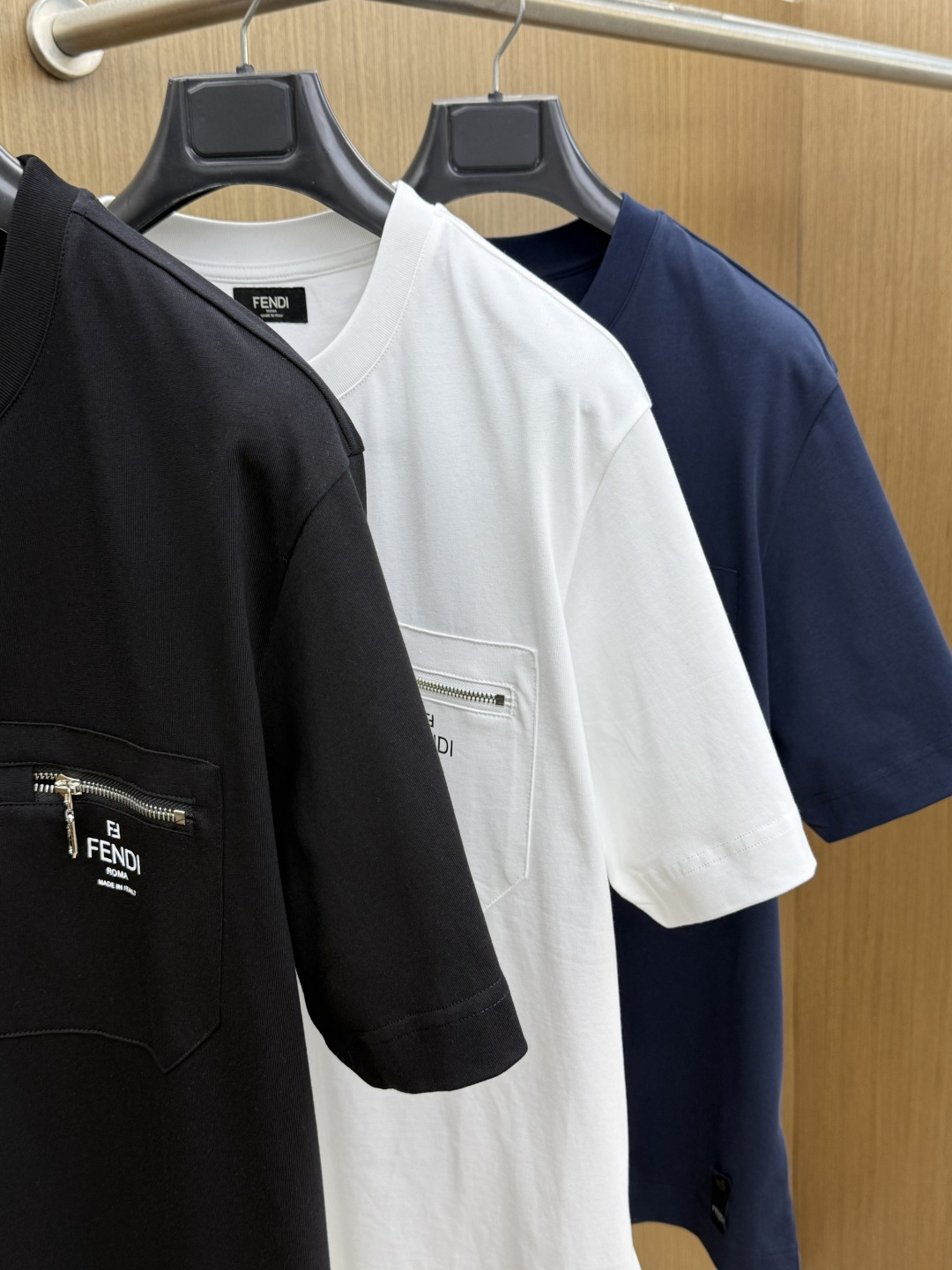 早春 FD 🔥🔥高品质 2026春夏最新款经典短袖T恤 经典标识图案logo时尚简约潮流短袖，最顶级的品