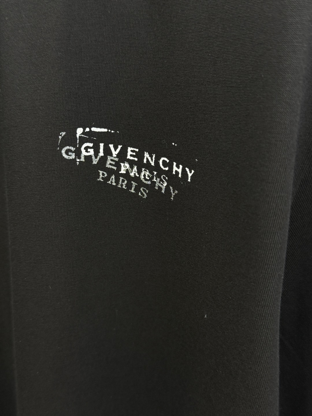 早春 Gvc 🔥🔥高品质 2026春夏最新款经典短袖T恤 经典标识图案logo时尚简约潮流短袖，最顶级的