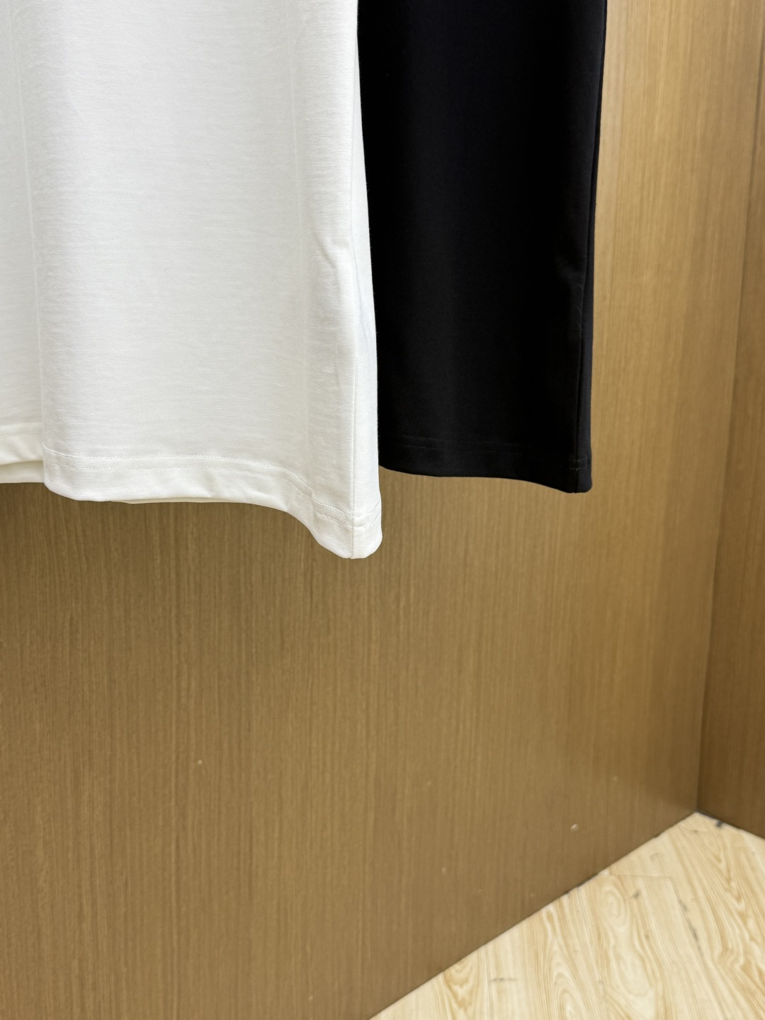 早春 CD 🔥🔥高品质 2026春夏最新款经典短袖T恤 经典标识图案logo时尚简约潮流短袖，最顶级的品