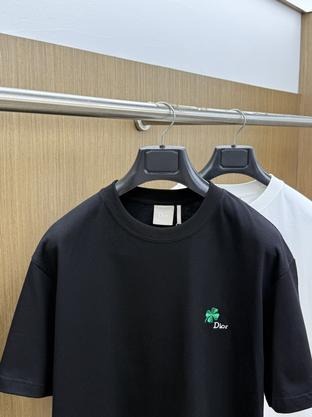 早春 CD 🔥🔥高品质 2026春夏最新款经典短袖T恤 经典标识图案logo时尚简约潮流短袖，最顶级的品