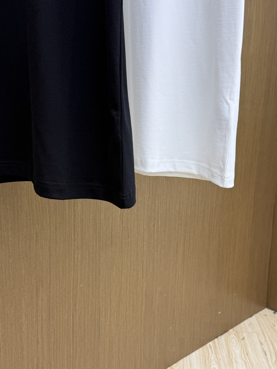 早春 CD 🔥🔥高品质 2026春夏最新款经典短袖T恤 经典标识图案logo时尚简约潮流短袖，最顶级的品