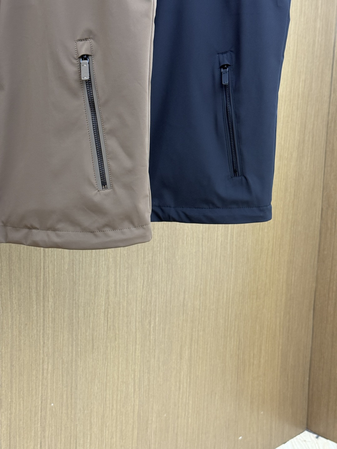 早春 ZZ 🔥🔥高端定制 2026早春轻奢休闲马甲系列，最新时尚立领马甲外套.双侧对称字母刺绣.处处细节