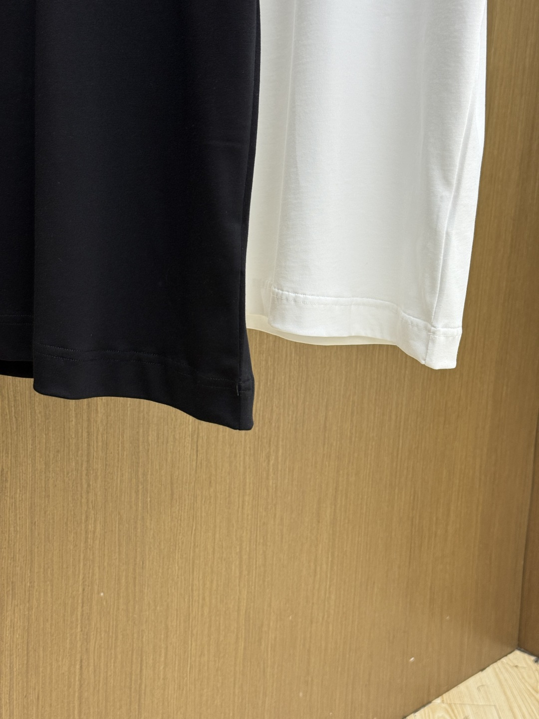 早春 Gvc 🔥🔥高品质 2026春夏最新款经典短袖T恤 经典标识图案logo时尚简约潮流短袖，最顶级的