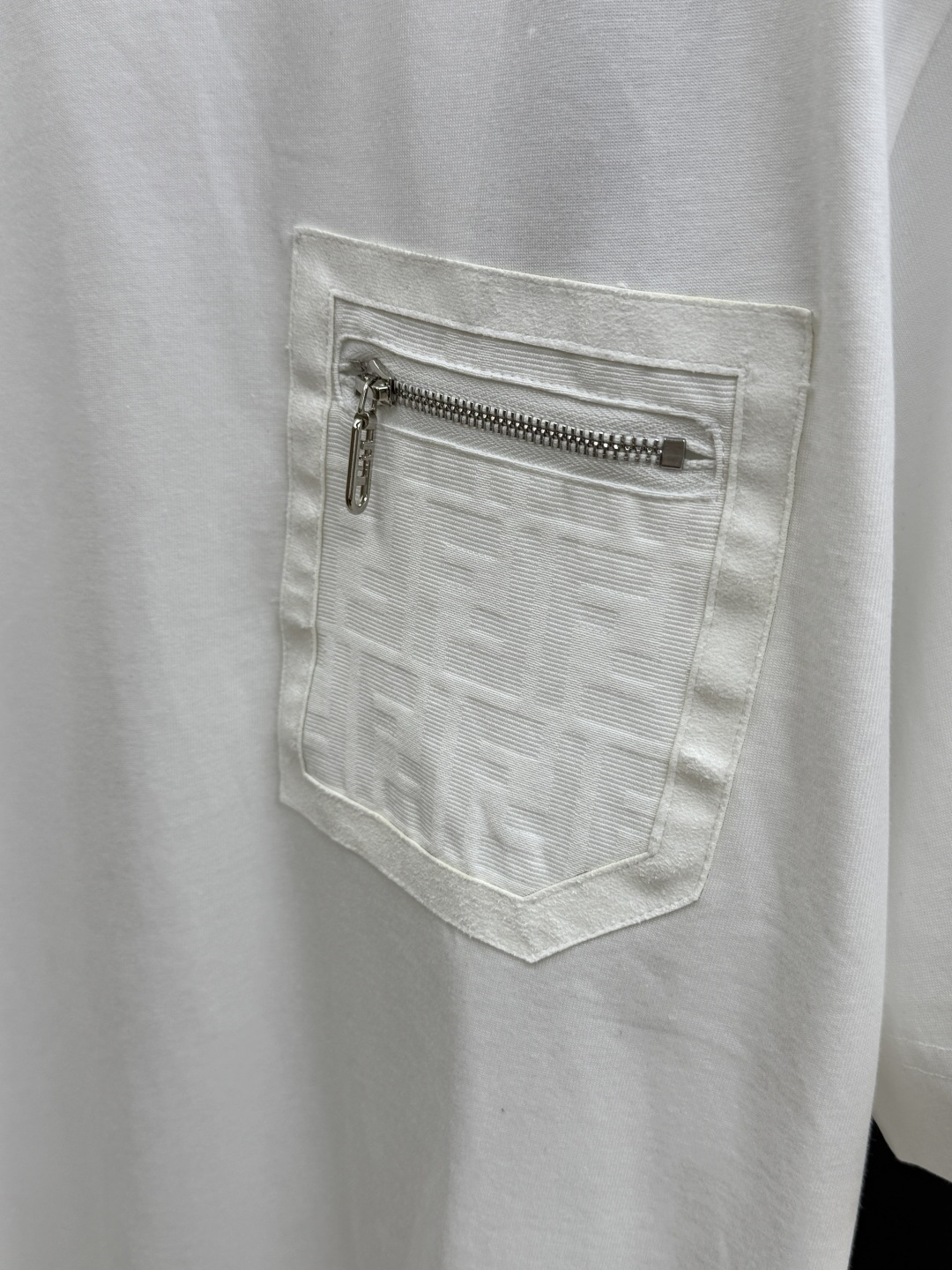 早春 FD 🔥🔥高品质 2026春夏最新款经典短袖T恤 经典标识图案logo时尚简约潮流短袖，最顶级的品