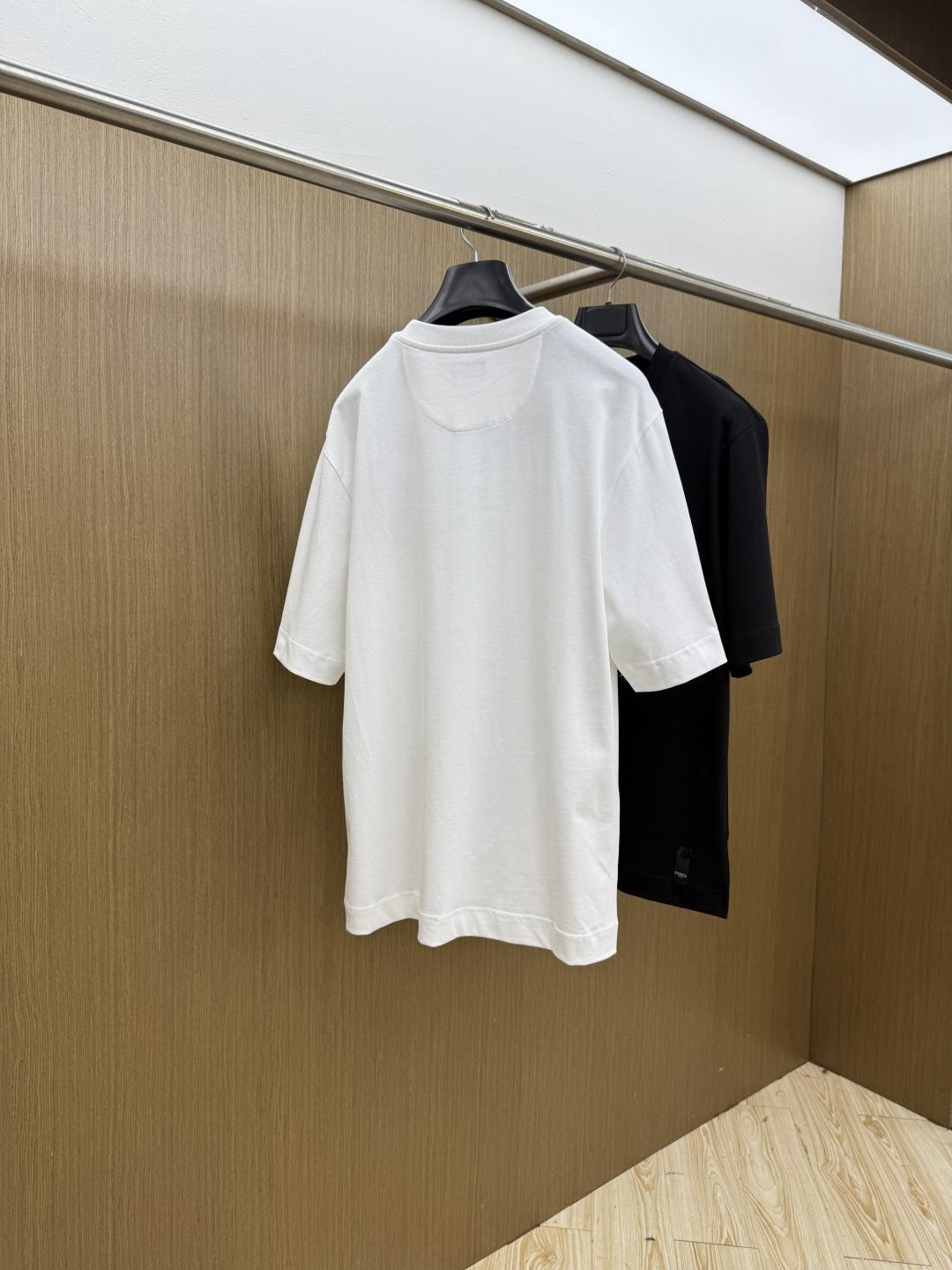 早春 FD 🔥🔥高品质 2026春夏最新款经典短袖T恤 经典标识图案logo时尚简约潮流短袖，最顶级的品