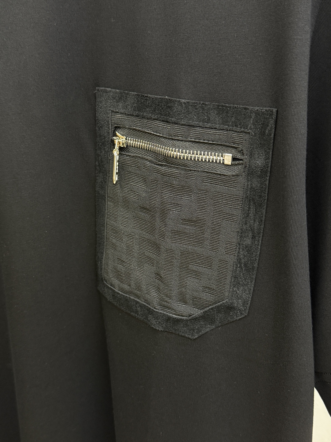 早春 FD 🔥🔥高品质 2026春夏最新款经典短袖T恤 经典标识图案logo时尚简约潮流短袖，最顶级的品