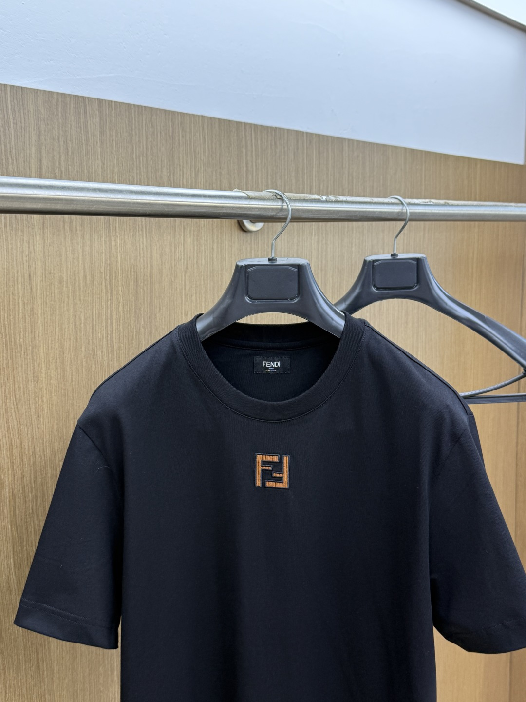 早春 FD 🔥🔥高品质 2026春夏最新款经典短袖T恤 经典标识图案logo时尚简约潮流短袖，最顶级的品