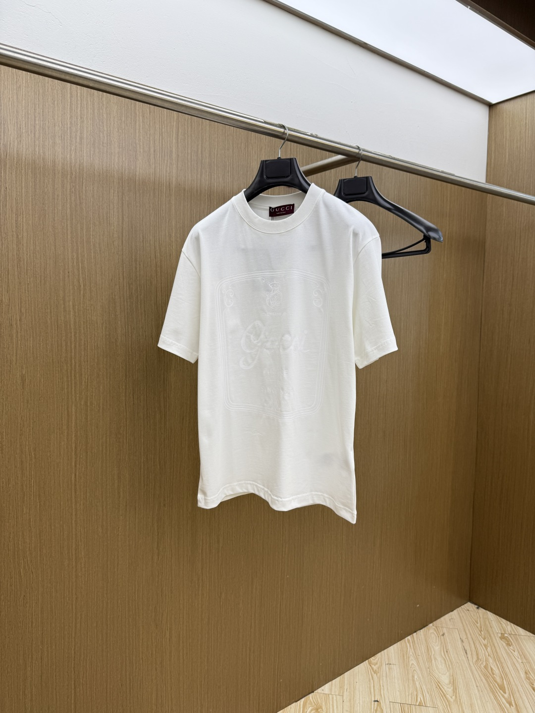 早春 GUc 🔥🔥高品质 2026春夏最新款经典短袖T恤 经典标识图案logo时尚简约潮流短袖，最顶级的