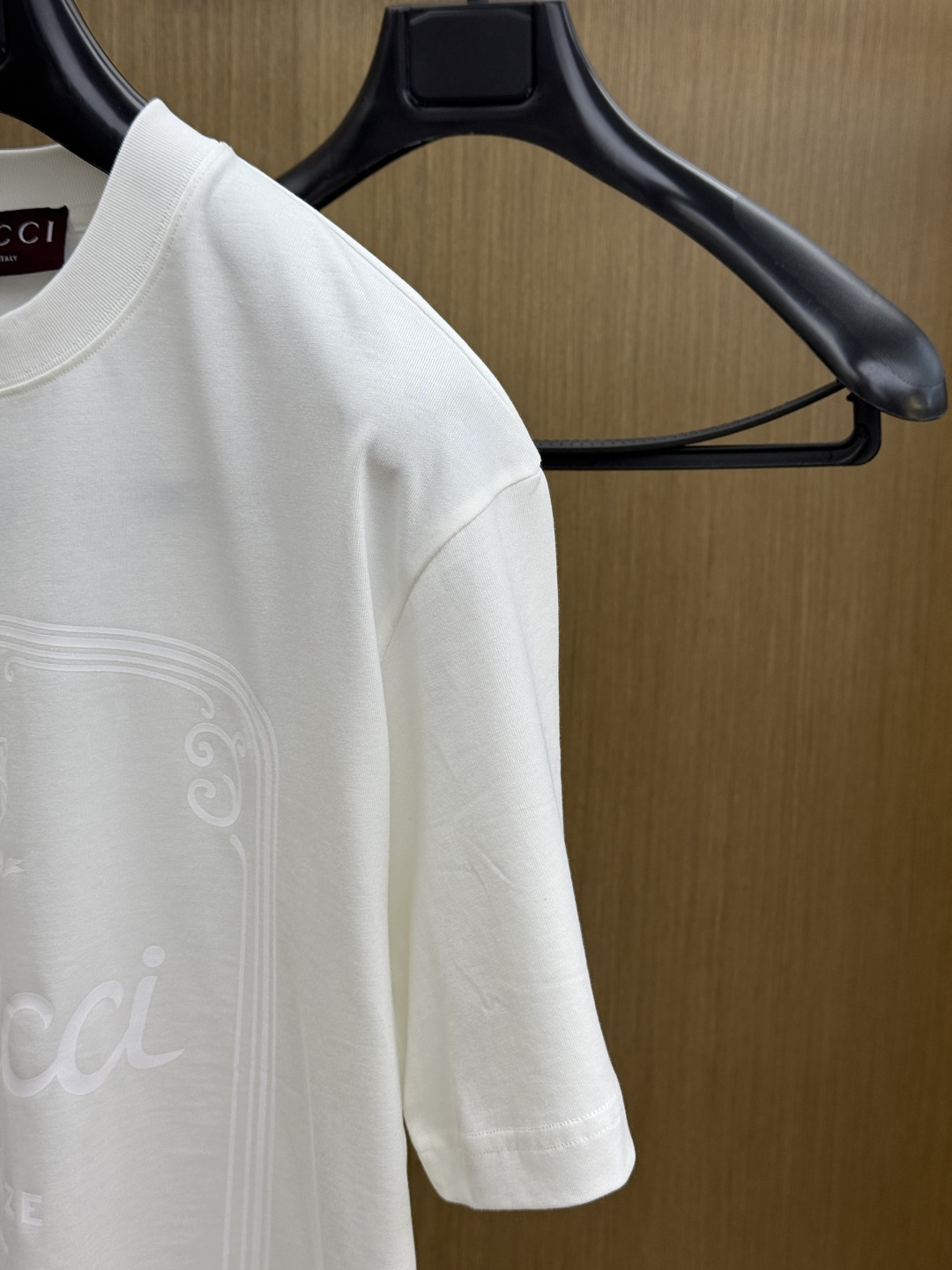 早春 GUc 🔥🔥高品质 2026春夏最新款经典短袖T恤 经典标识图案logo时尚简约潮流短袖，最顶级的