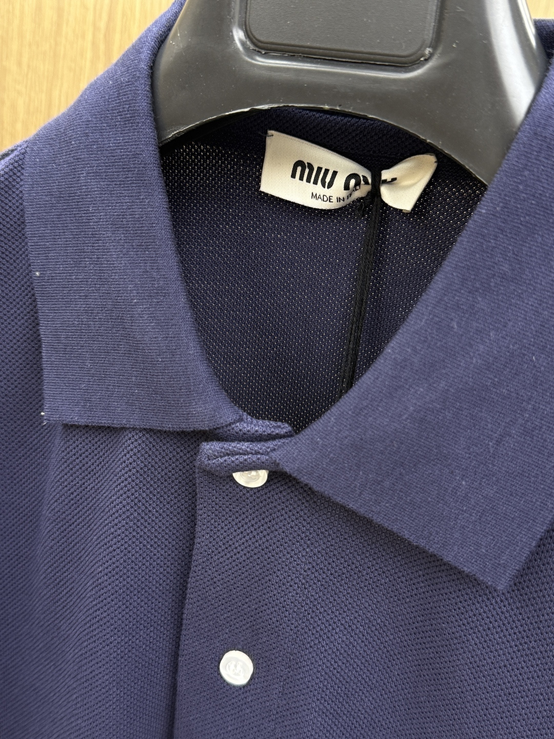 早春 MIU 🔥🔥高品质 2026春夏最新款经典POLO短袖T恤 经典标识图案logo时尚简约潮流短袖，