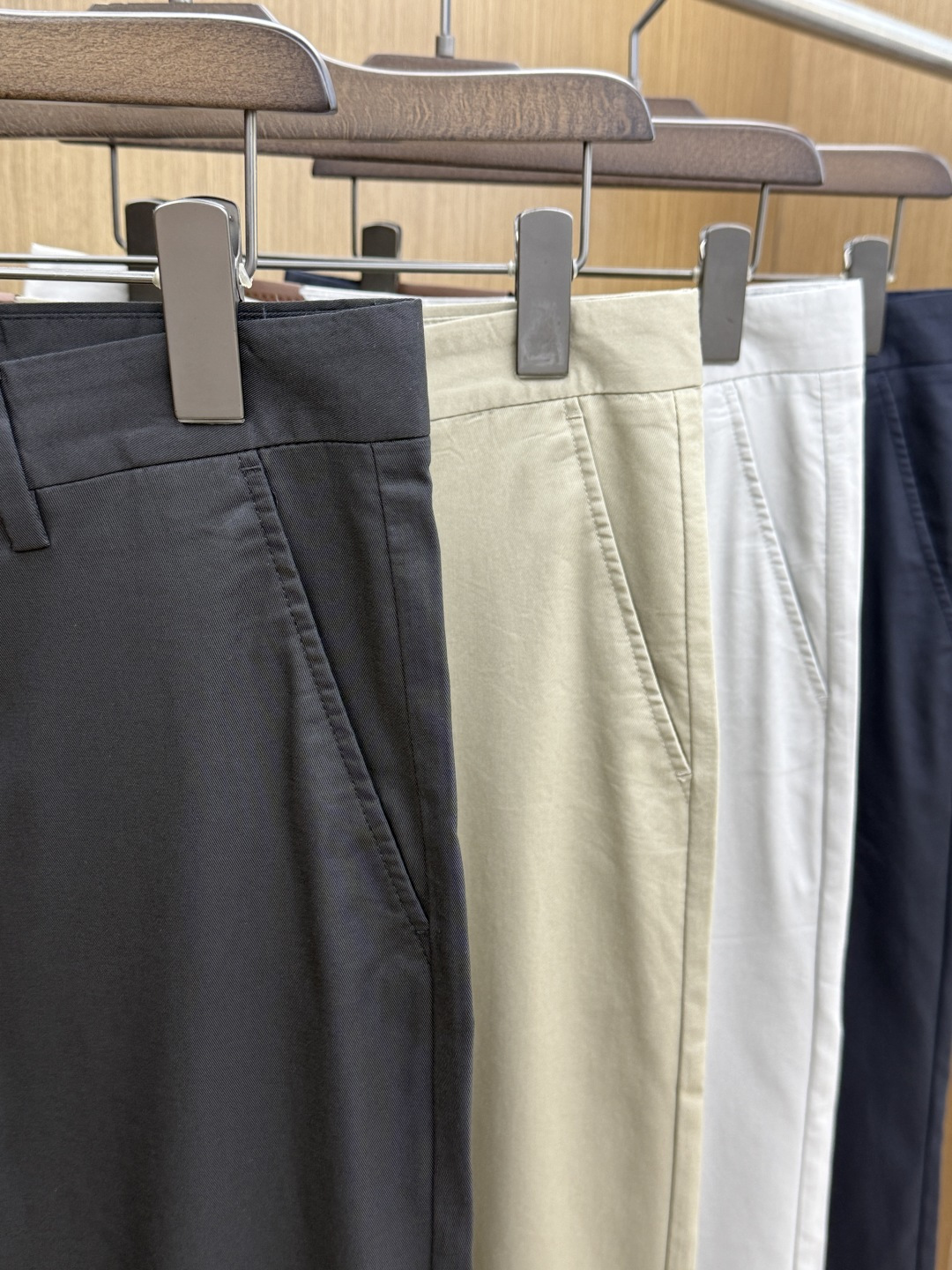 早春款 LV 🔥🔥高端定制 26早春新款薄款休闲西裤 柜台同步发售 原版定制复刻 客供五金辅料 原单品质