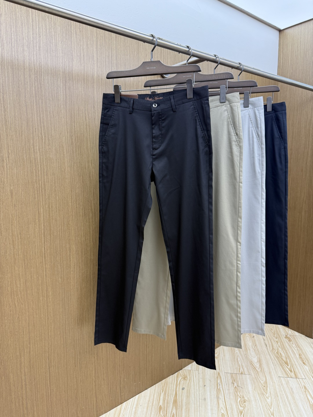 早春款 LV 🔥🔥高端定制 26早春新款薄款休闲西裤 柜台同步发售 原版定制复刻 客供五金辅料 原单品质